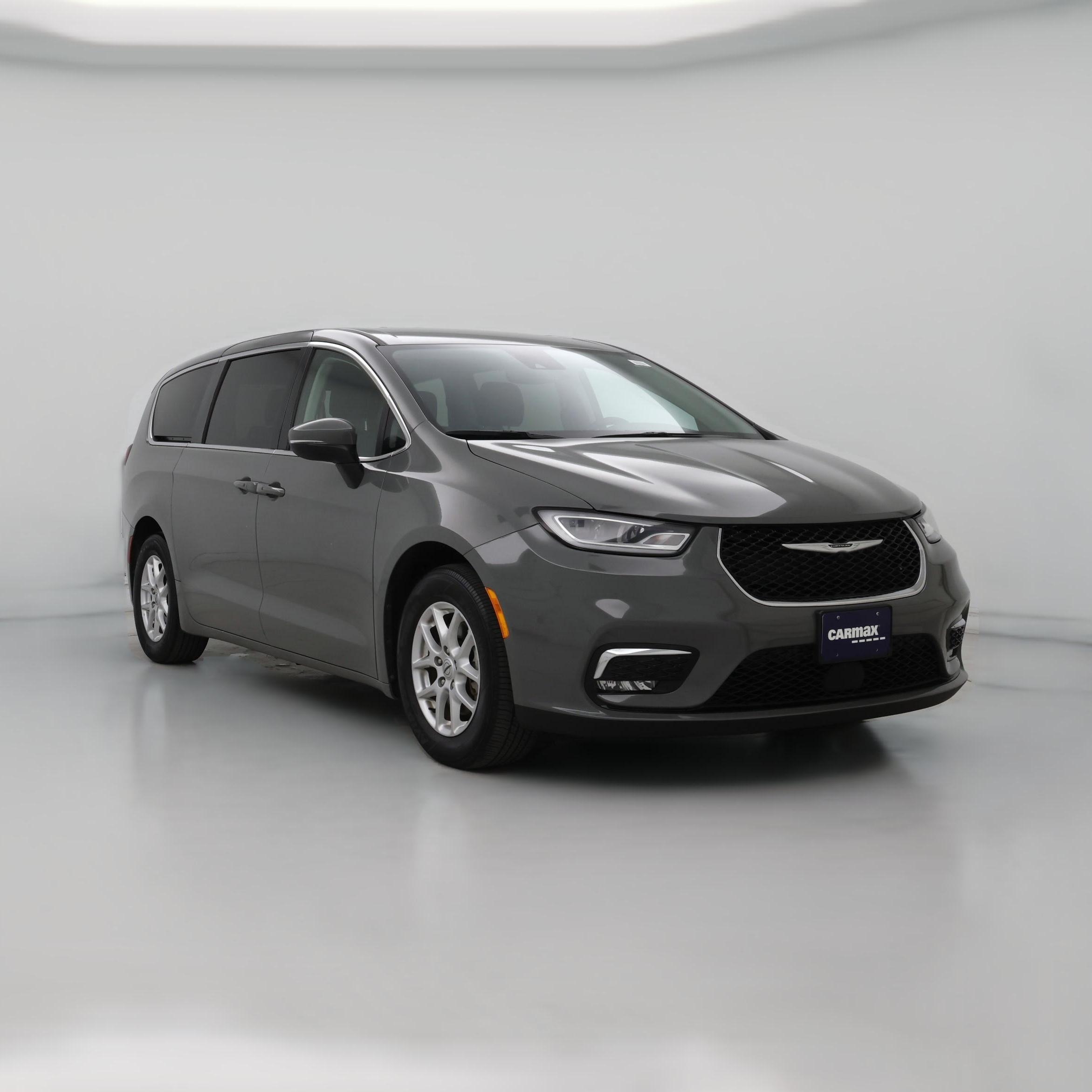 Thumbnail: 2023 Chrysler Pacifica - 1