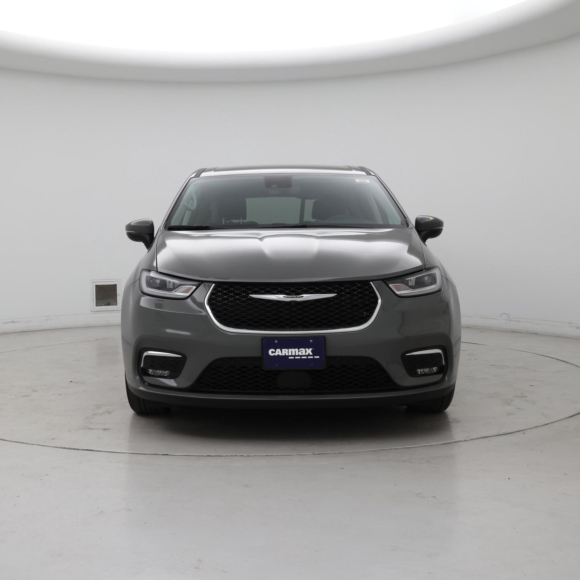 Thumbnail: 2023 Chrysler Pacifica - 5
