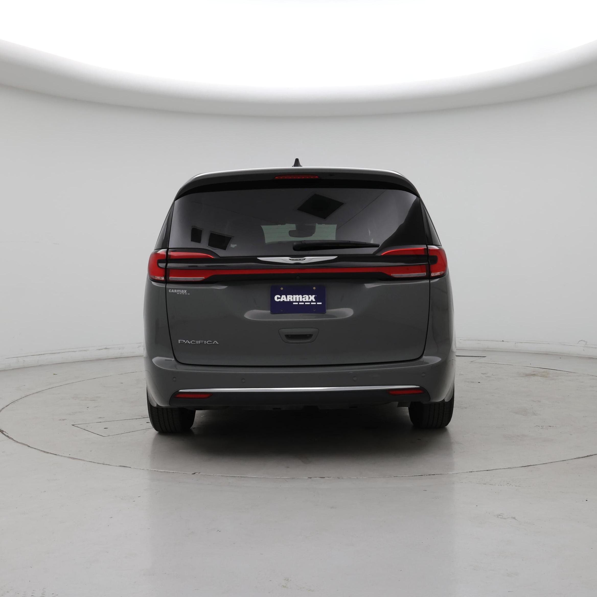 Thumbnail: 2023 Chrysler Pacifica - 6