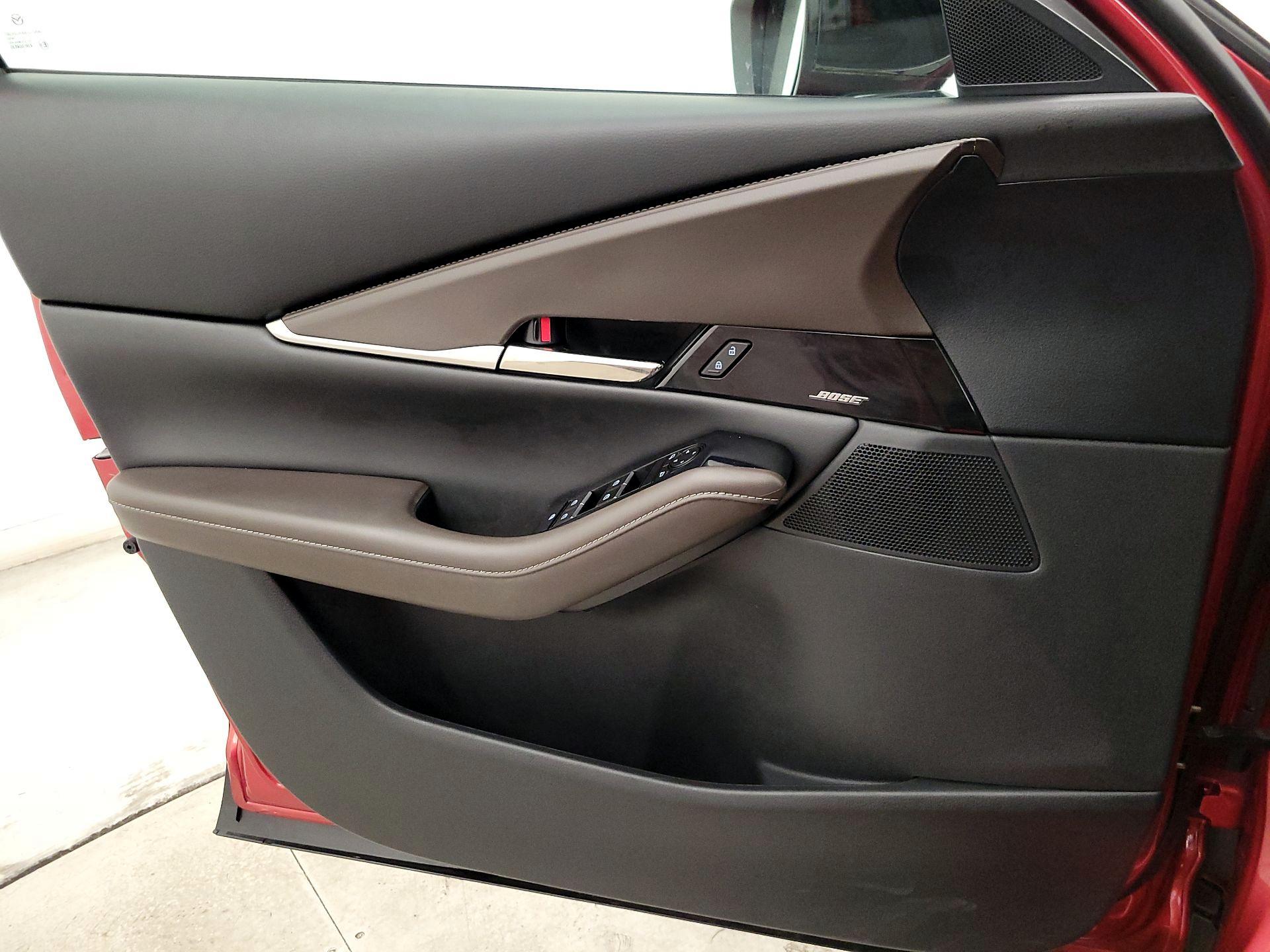 Thumbnail: 2023 Mazda CX-30 - 12