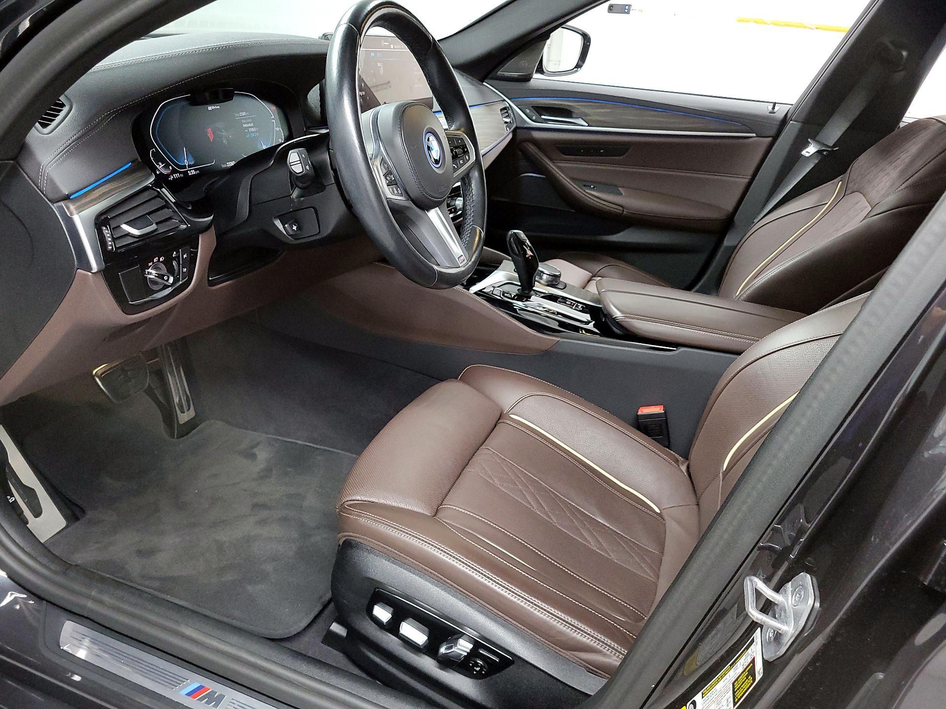 Thumbnail: 2023 BMW 5 Series - 11