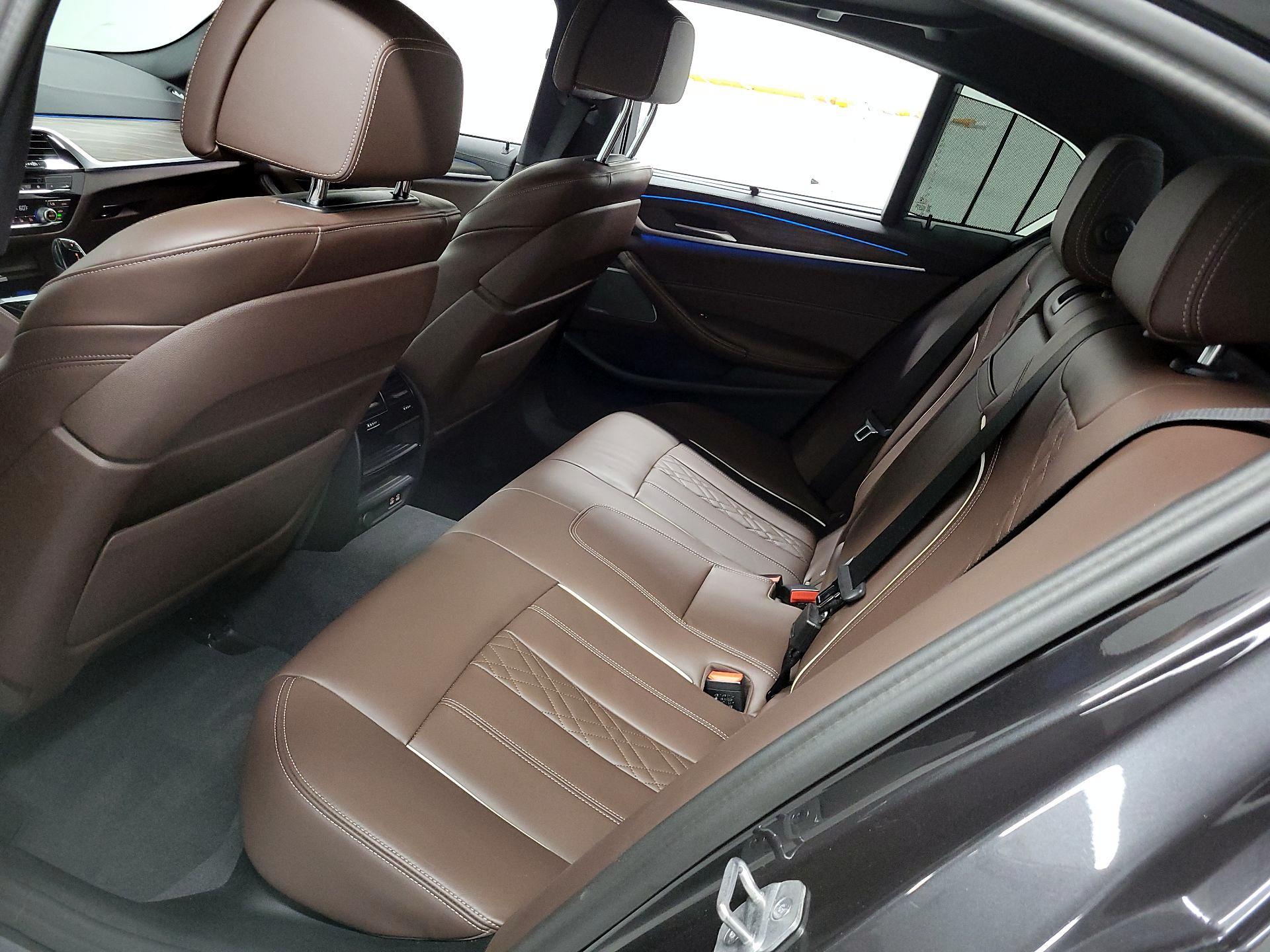 Thumbnail: 2023 BMW 5 Series - 17