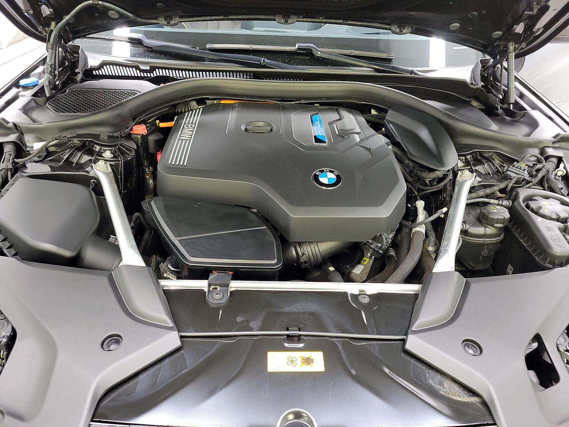 Thumbnail: 2023 BMW 5 Series - 19