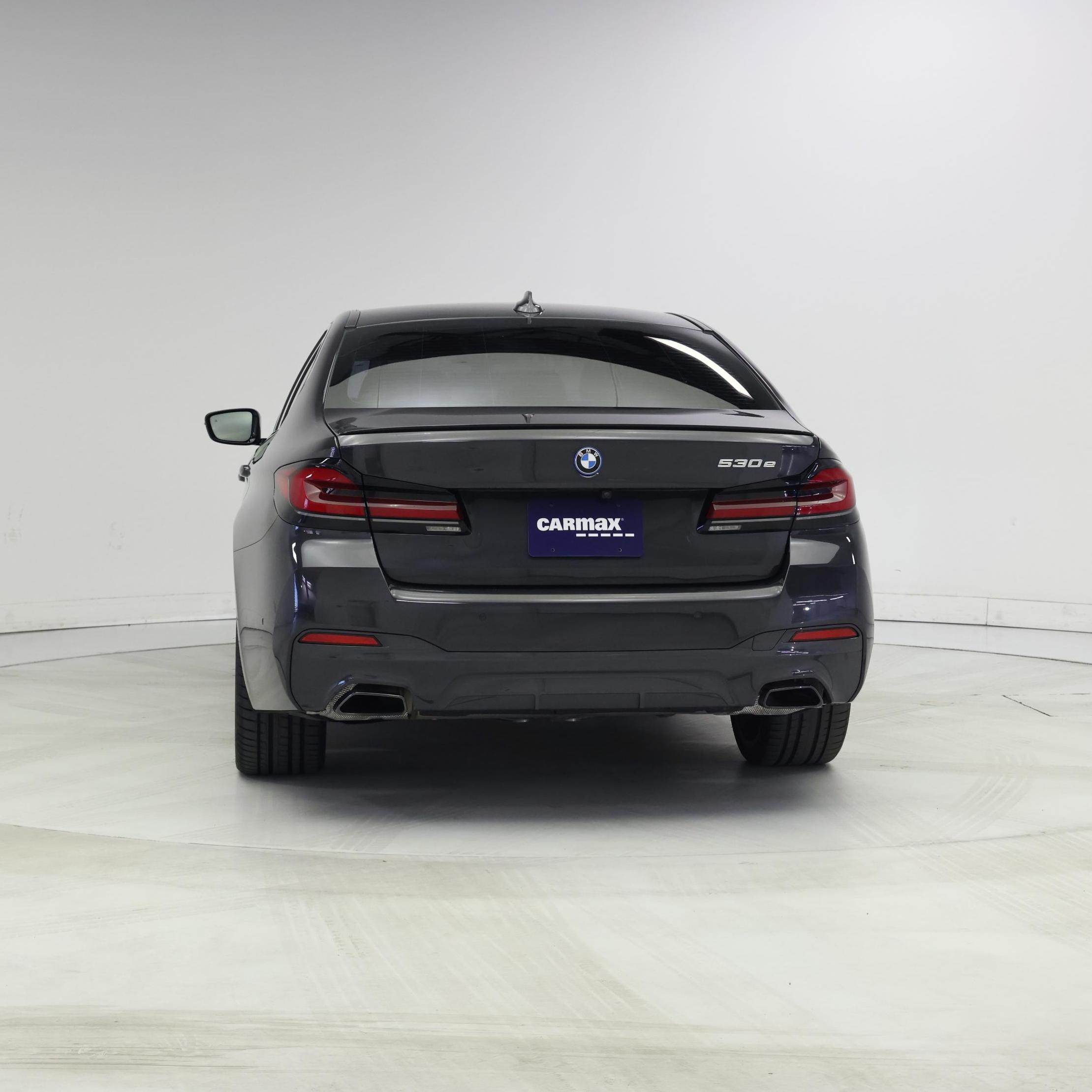 Thumbnail: 2023 BMW 5 Series - 6