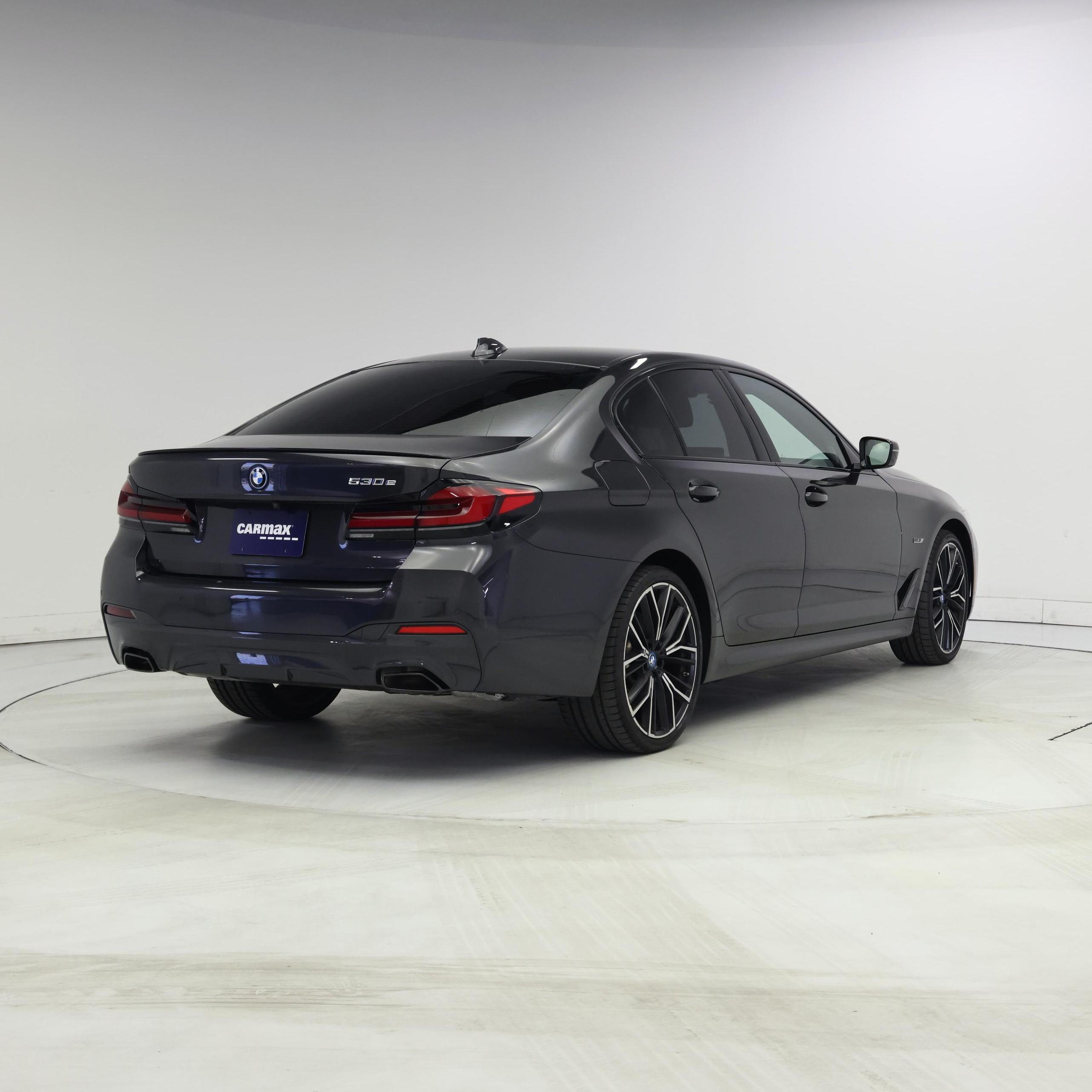 Thumbnail: 2023 BMW 5 Series - 8