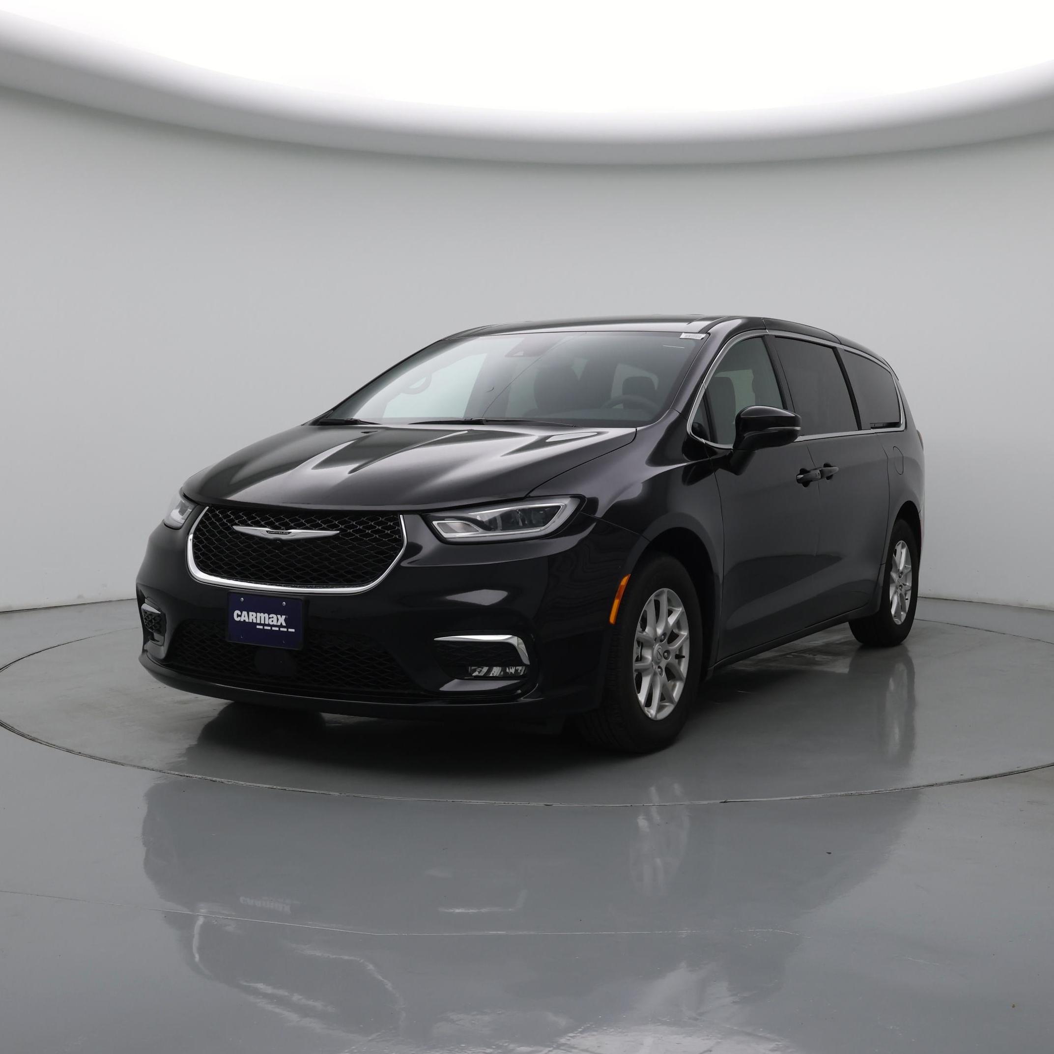 Thumbnail: 2025 Chrysler Pacifica - 4