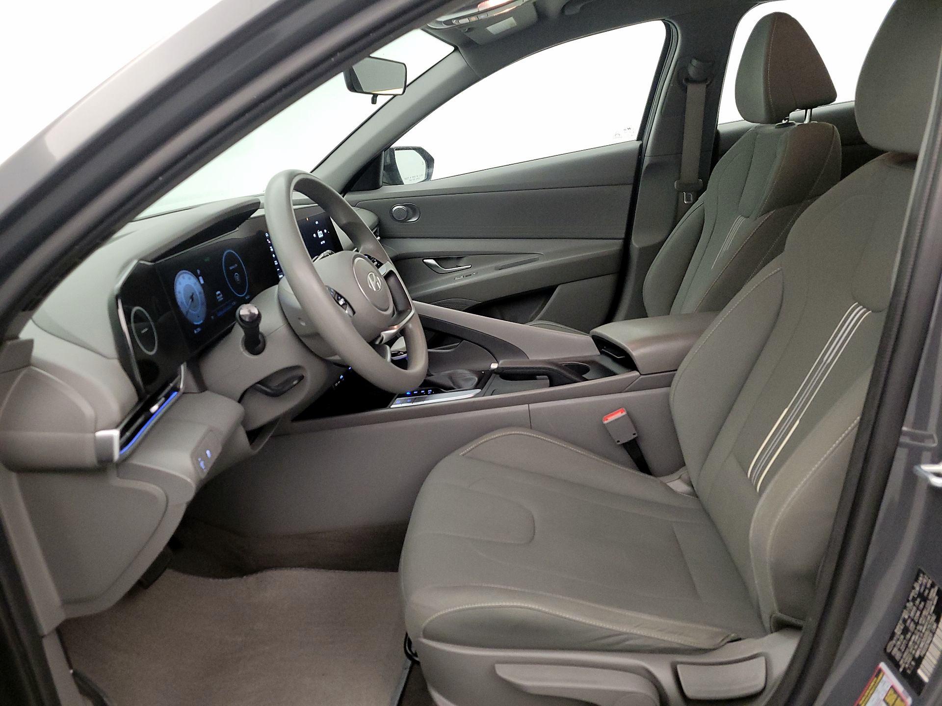 Thumbnail: 2024 Hyundai Elantra - 11