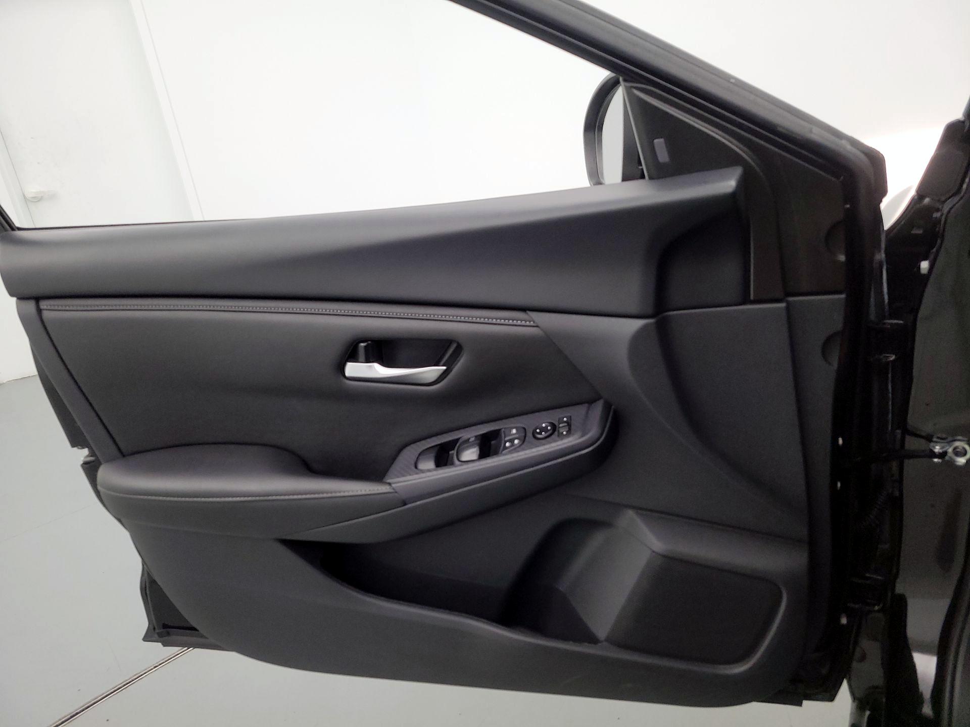 Thumbnail: 2024 Nissan Sentra - 12