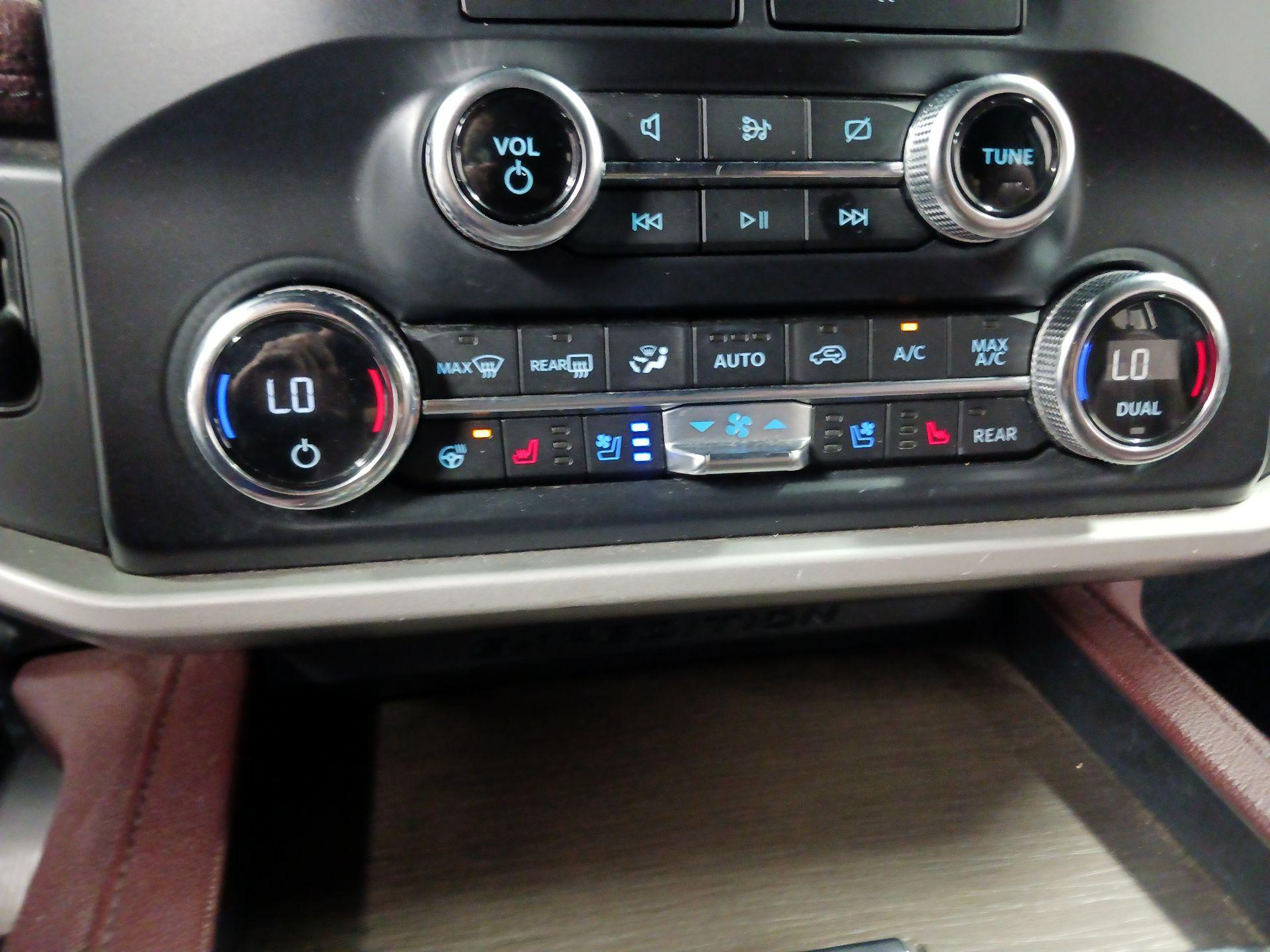 Thumbnail: 2022 Ford Expedition MAX - 15