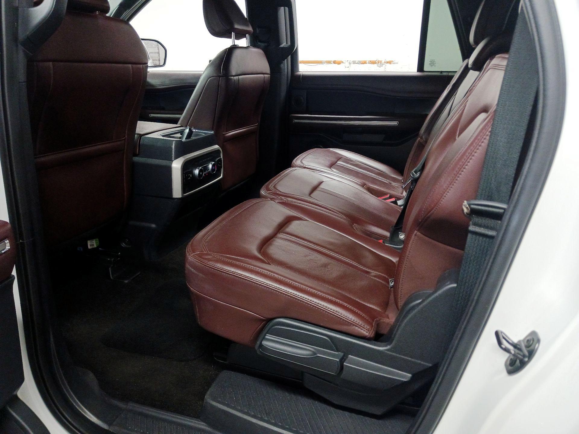 Thumbnail: 2022 Ford Expedition MAX - 17