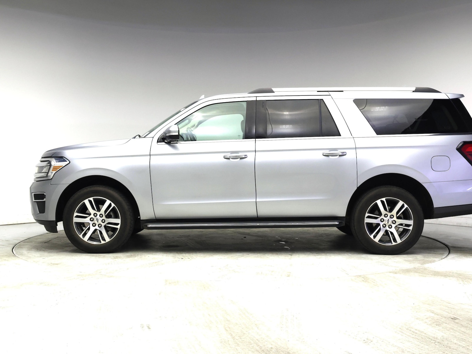 2022 Ford Expedition Limited - Photo 4