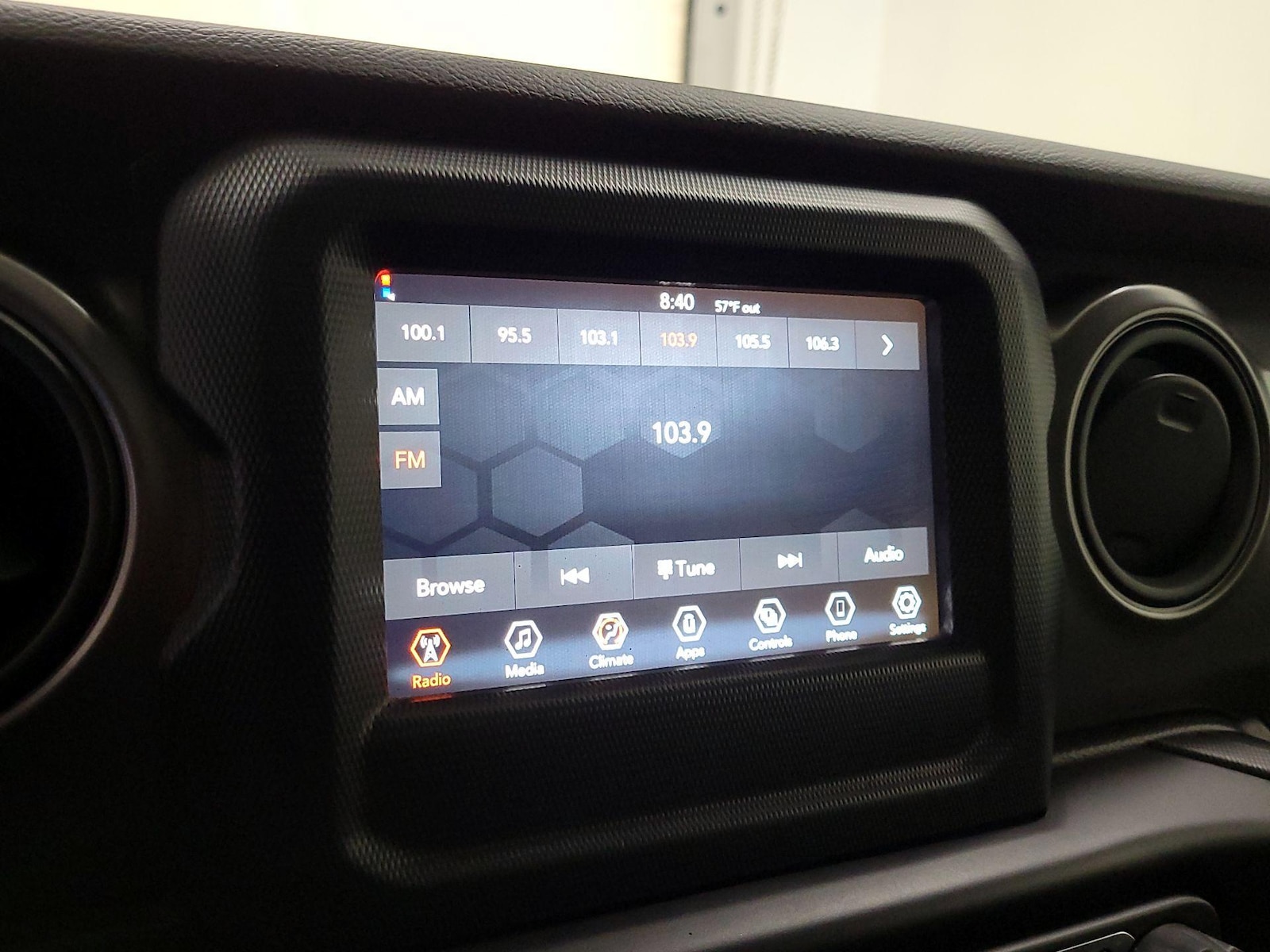 2022 Jeep Wrangler Unlimited Sport - Photo 16