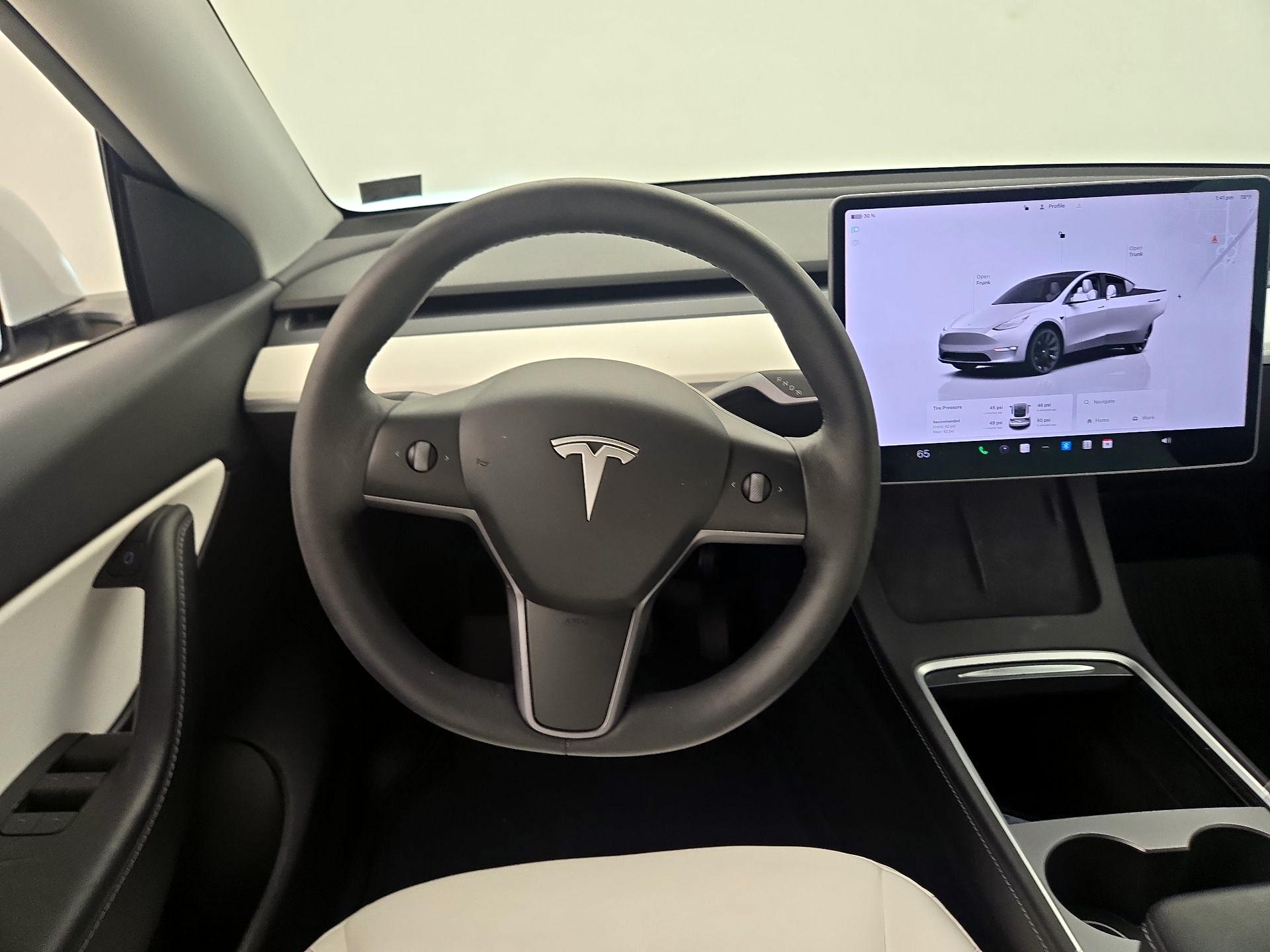 Thumbnail: 2022 Tesla Model Y - 10