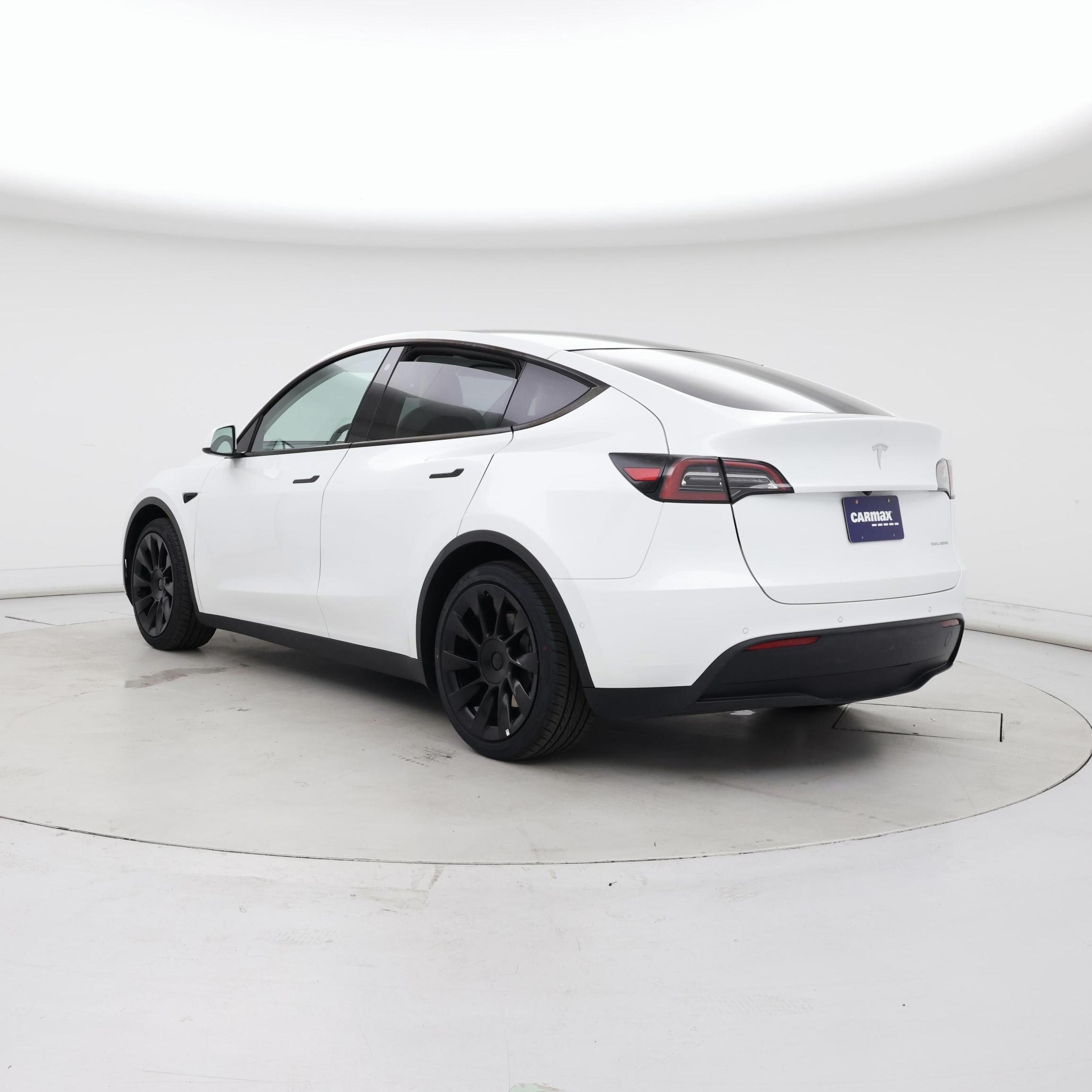 Thumbnail: 2022 Tesla Model Y - 2