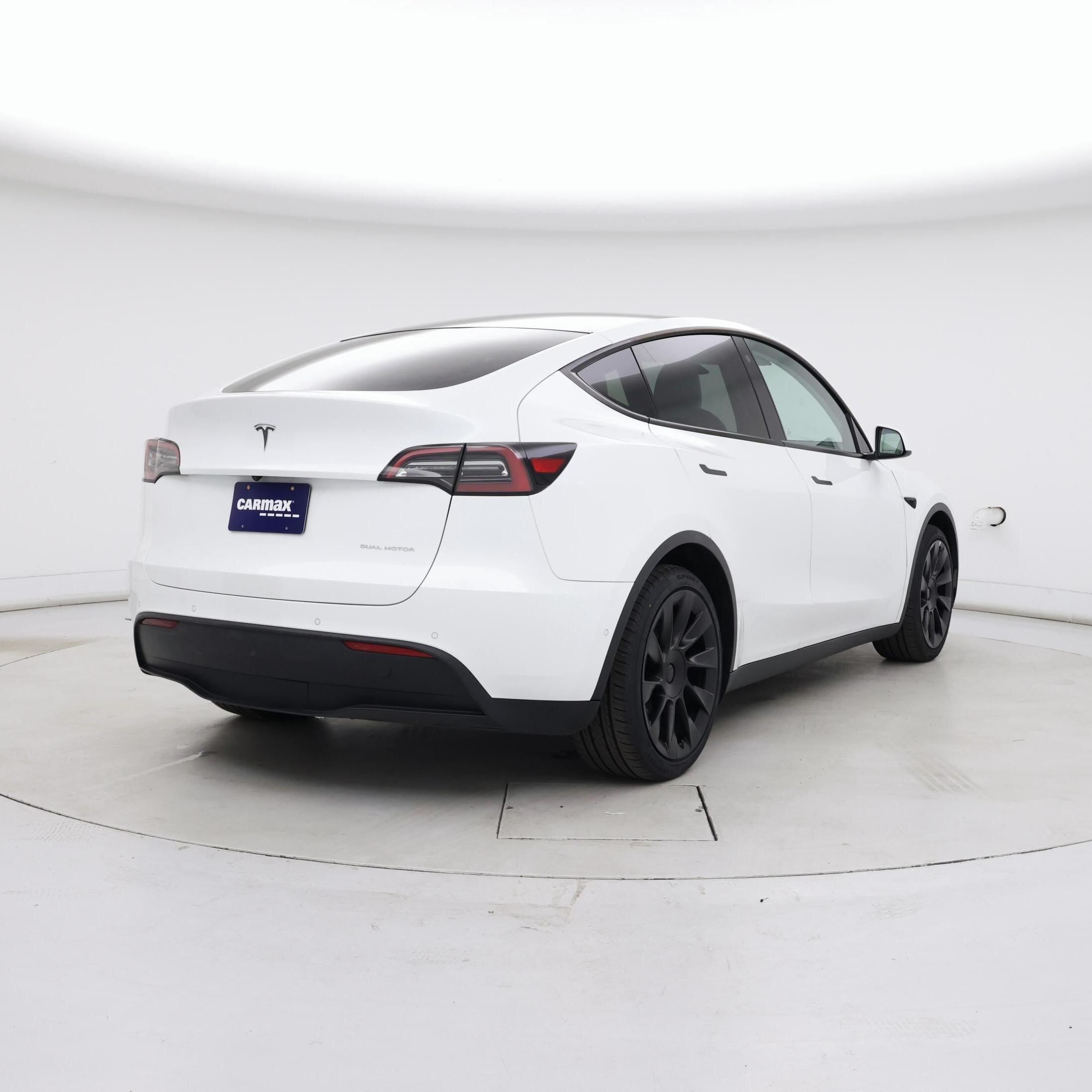 Thumbnail: 2022 Tesla Model Y - 8
