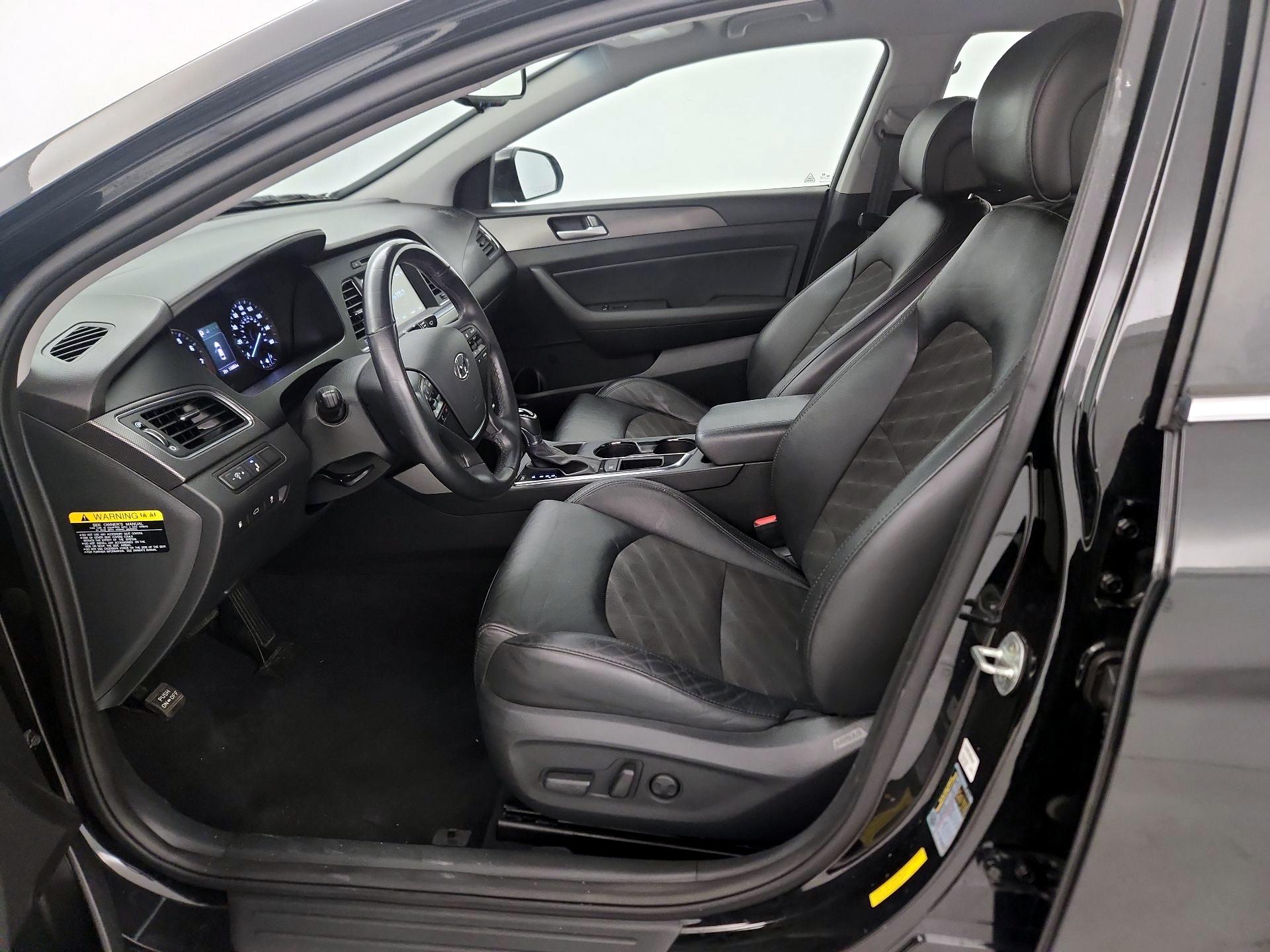 Thumbnail: 2016 Hyundai Sonata - 11