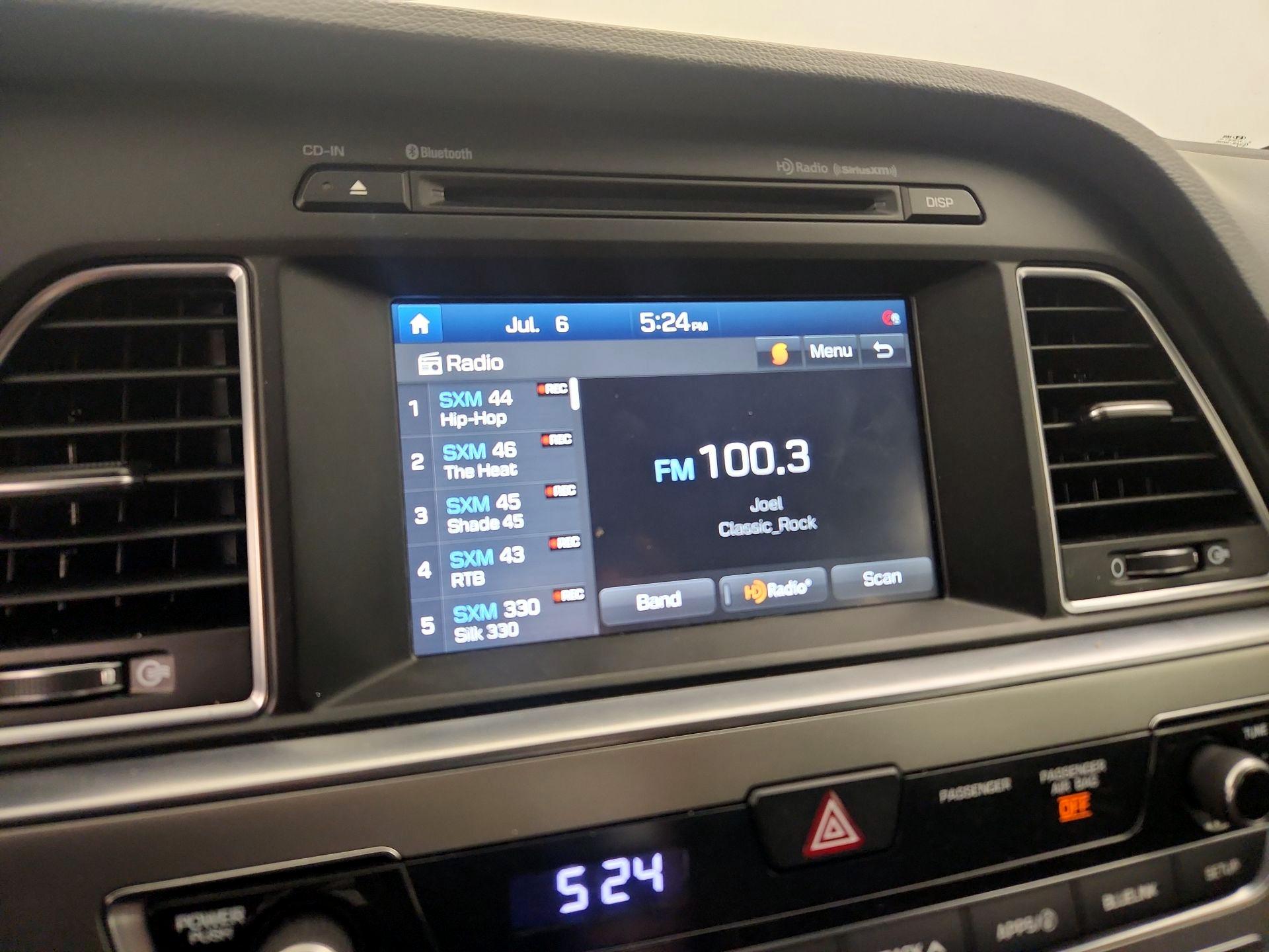 Thumbnail: 2016 Hyundai Sonata - 15