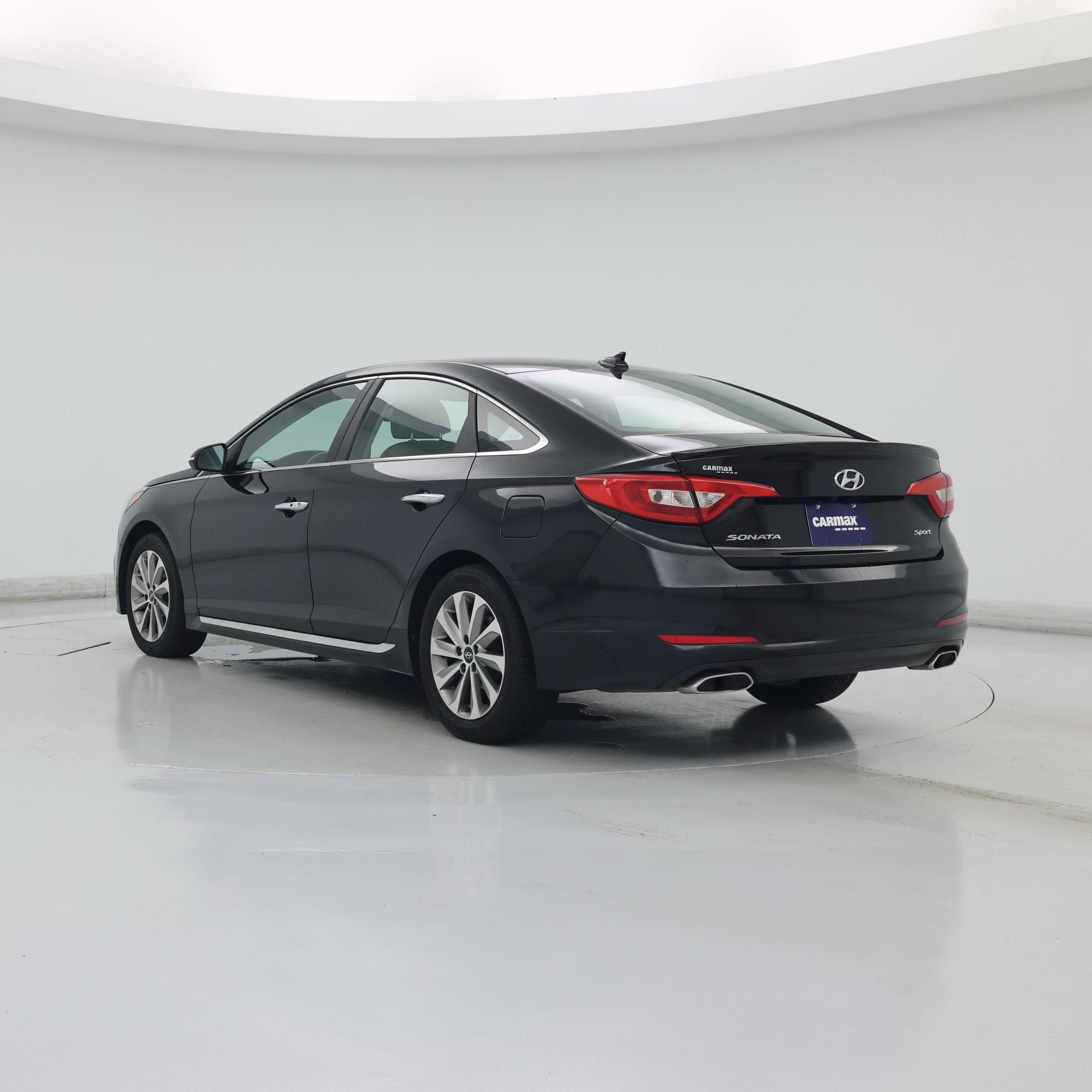 Thumbnail: 2016 Hyundai Sonata - 2
