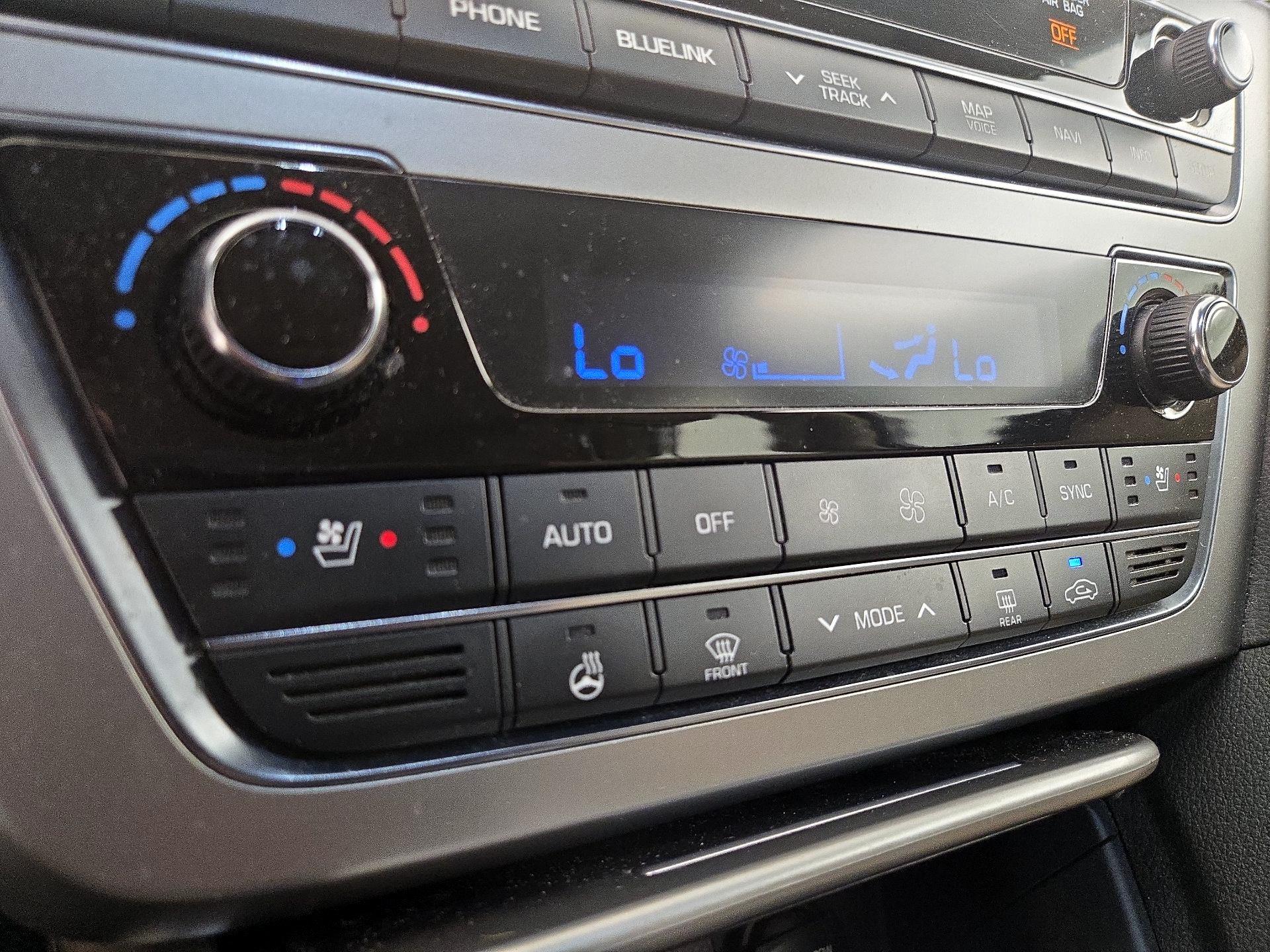 Thumbnail: 2015 Hyundai Sonata - 17