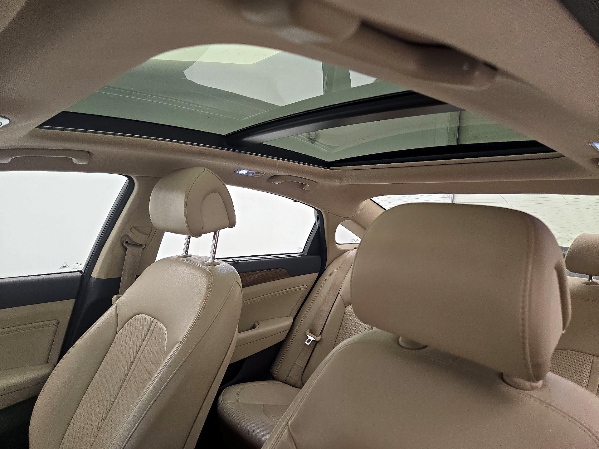 Thumbnail: 2015 Hyundai Sonata - 20