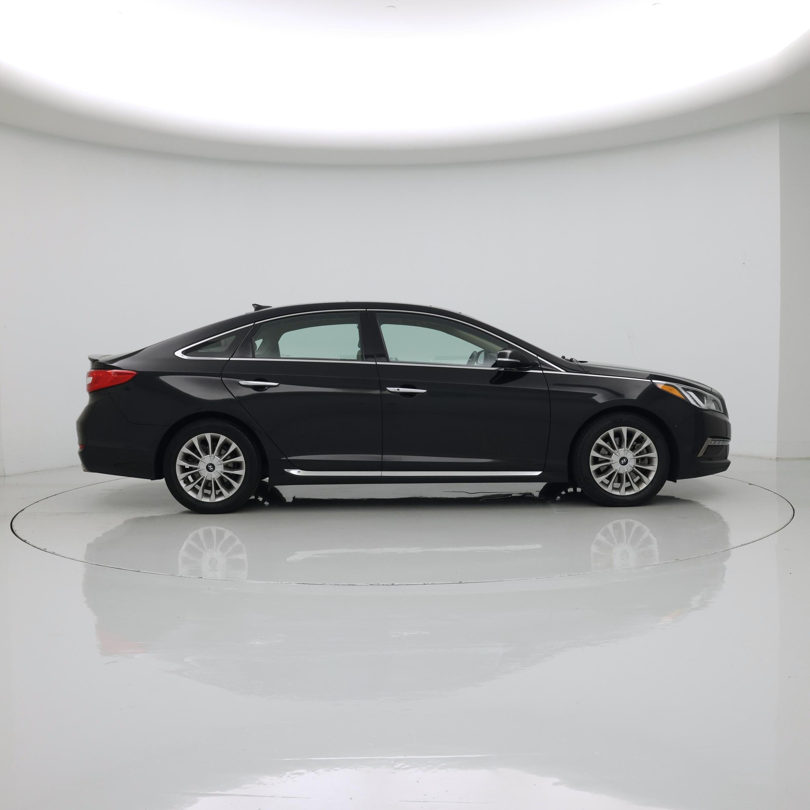 Thumbnail: 2015 Hyundai Sonata - 7