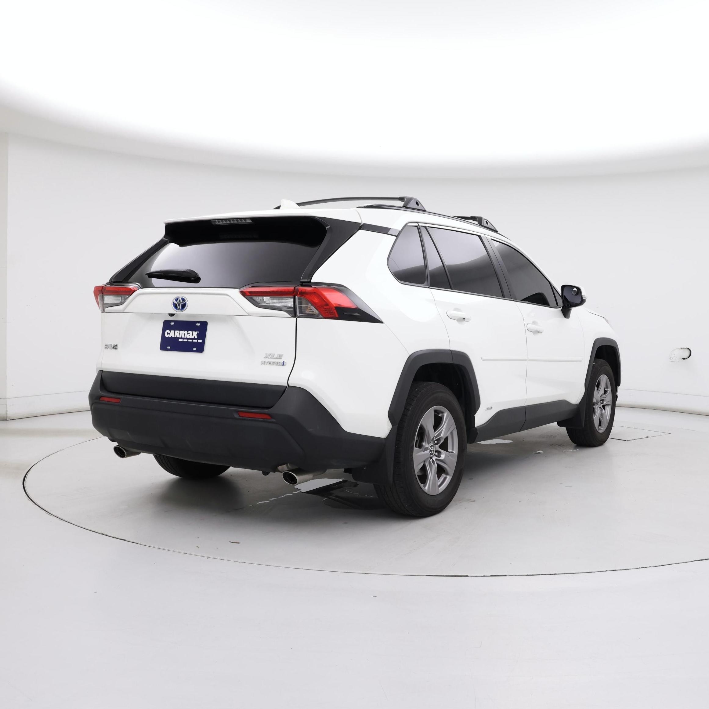 Thumbnail: 2024 Toyota RAV4 - 8
