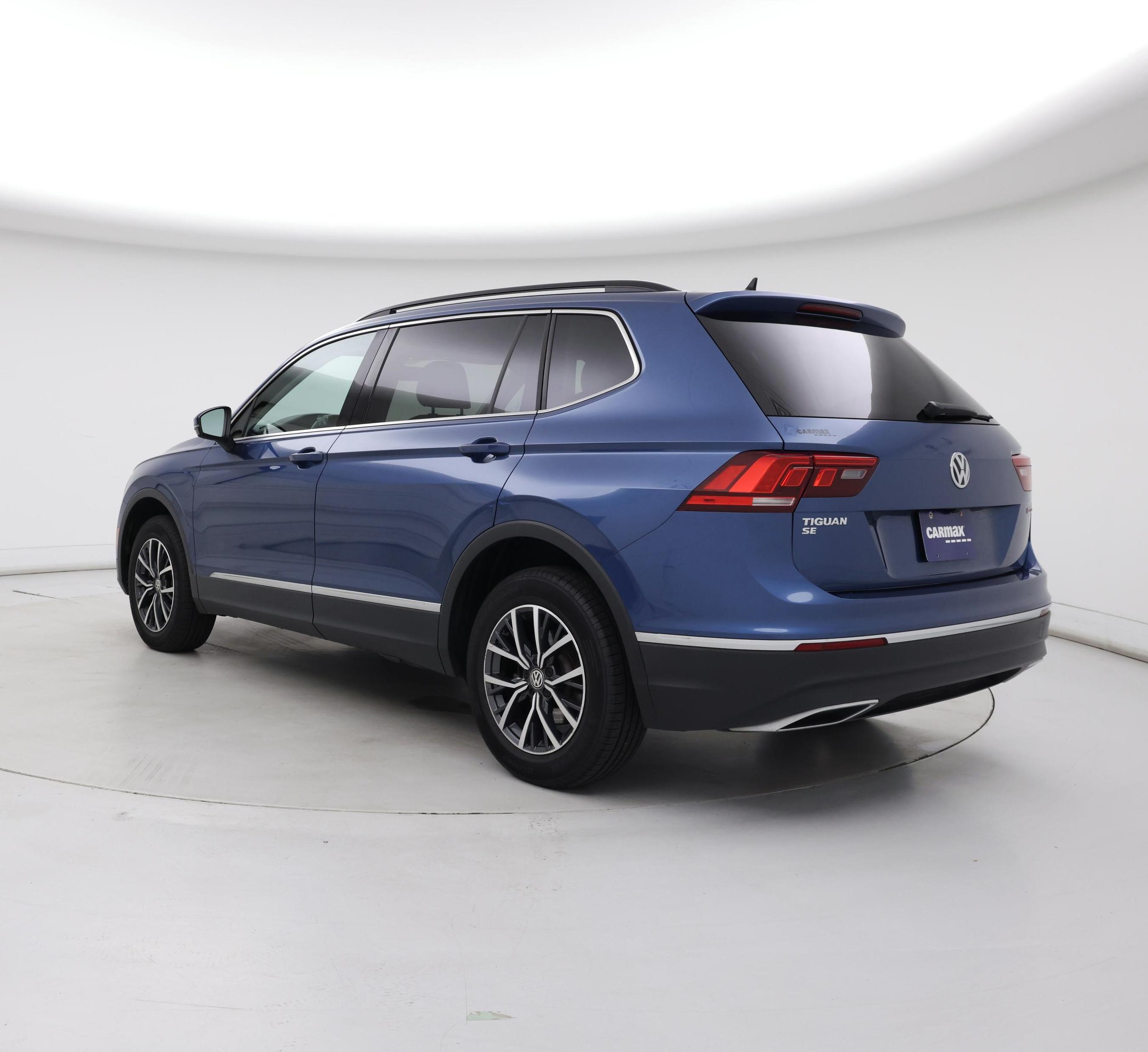 Thumbnail: 2020 Volkswagen Tiguan - 2