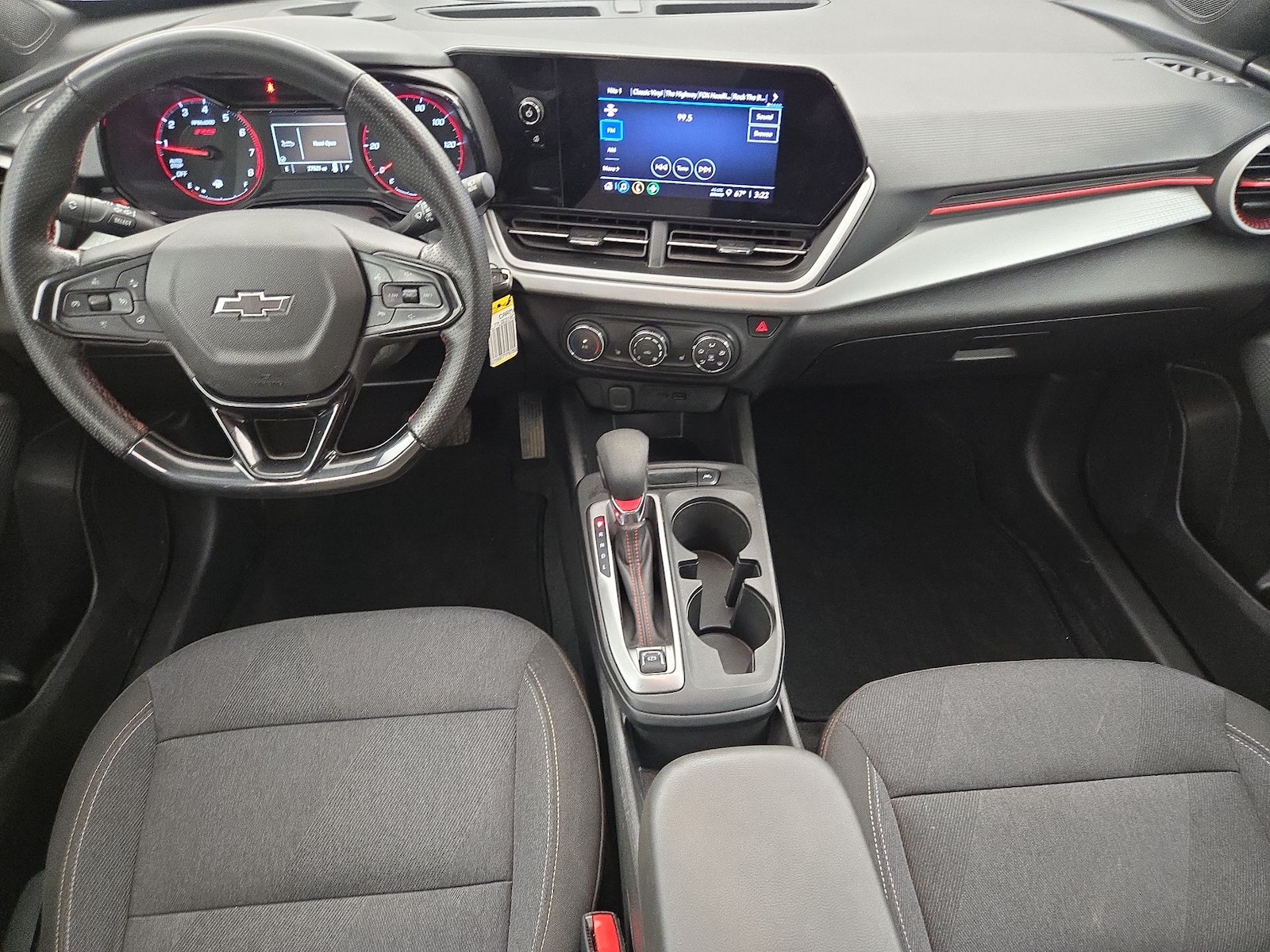 2024 Chevrolet Trax RS - Photo 10