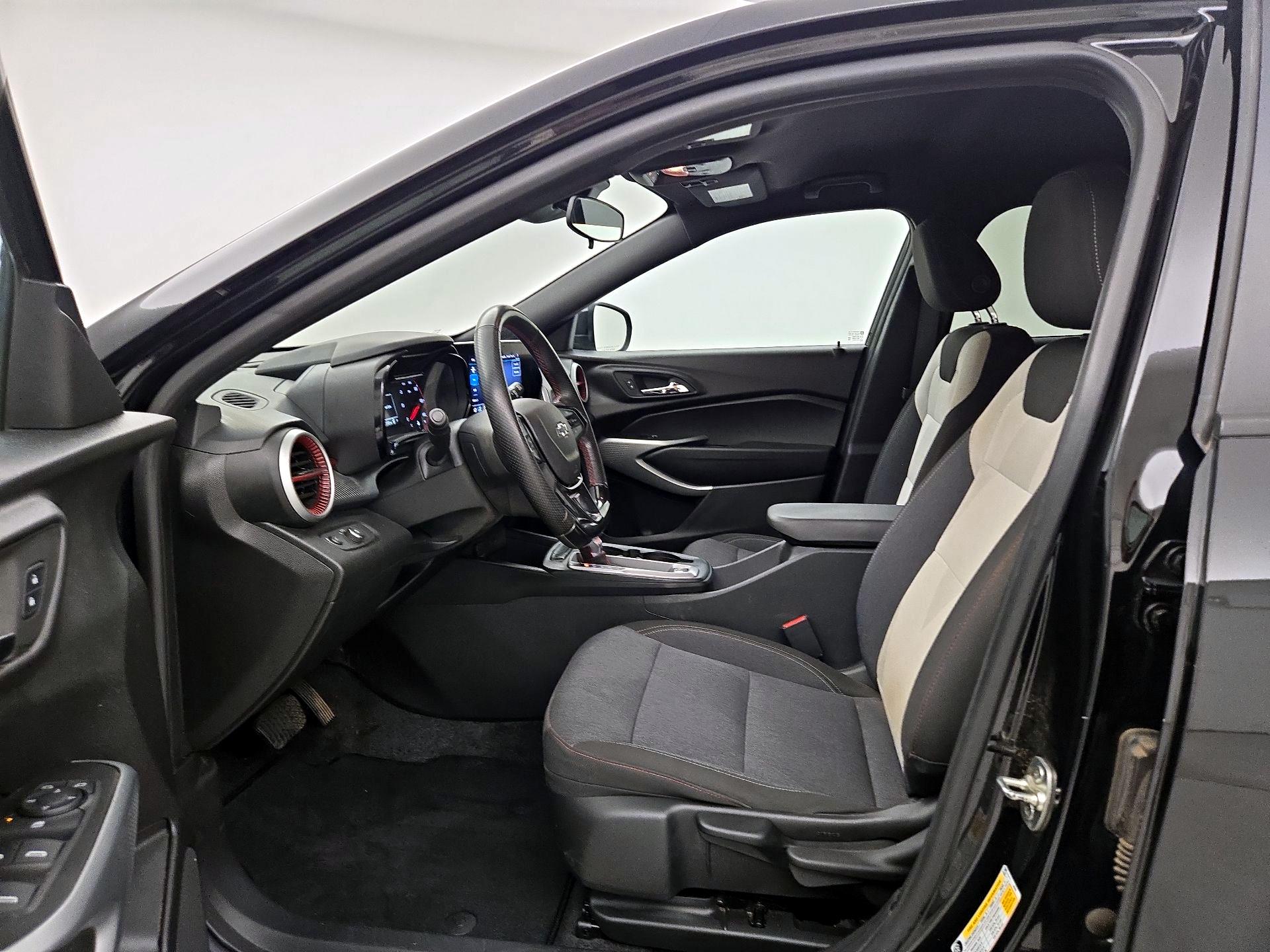 Thumbnail: 2024 Chevrolet Trax - 11