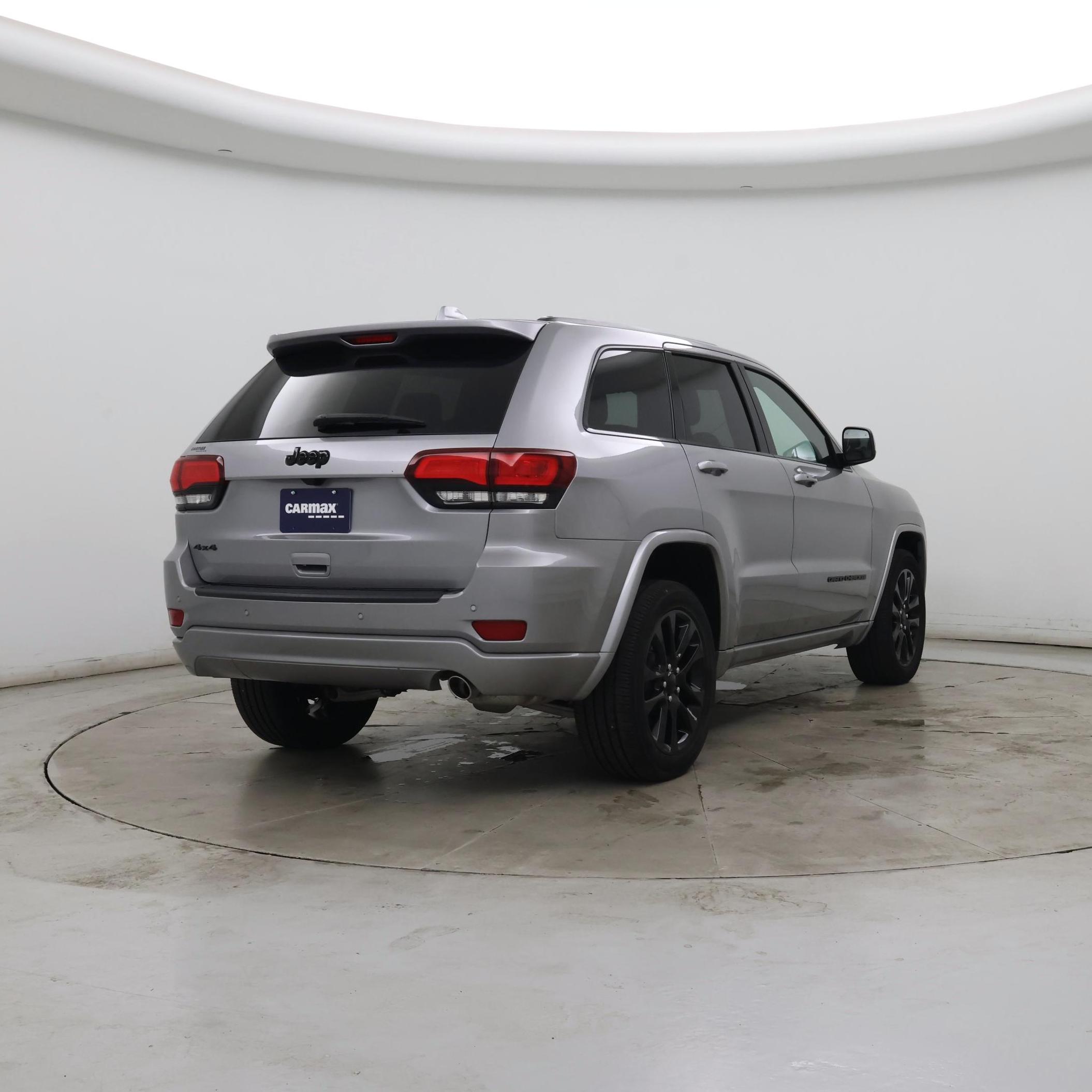 Thumbnail: 2021 Jeep Grand Cherokee - 8