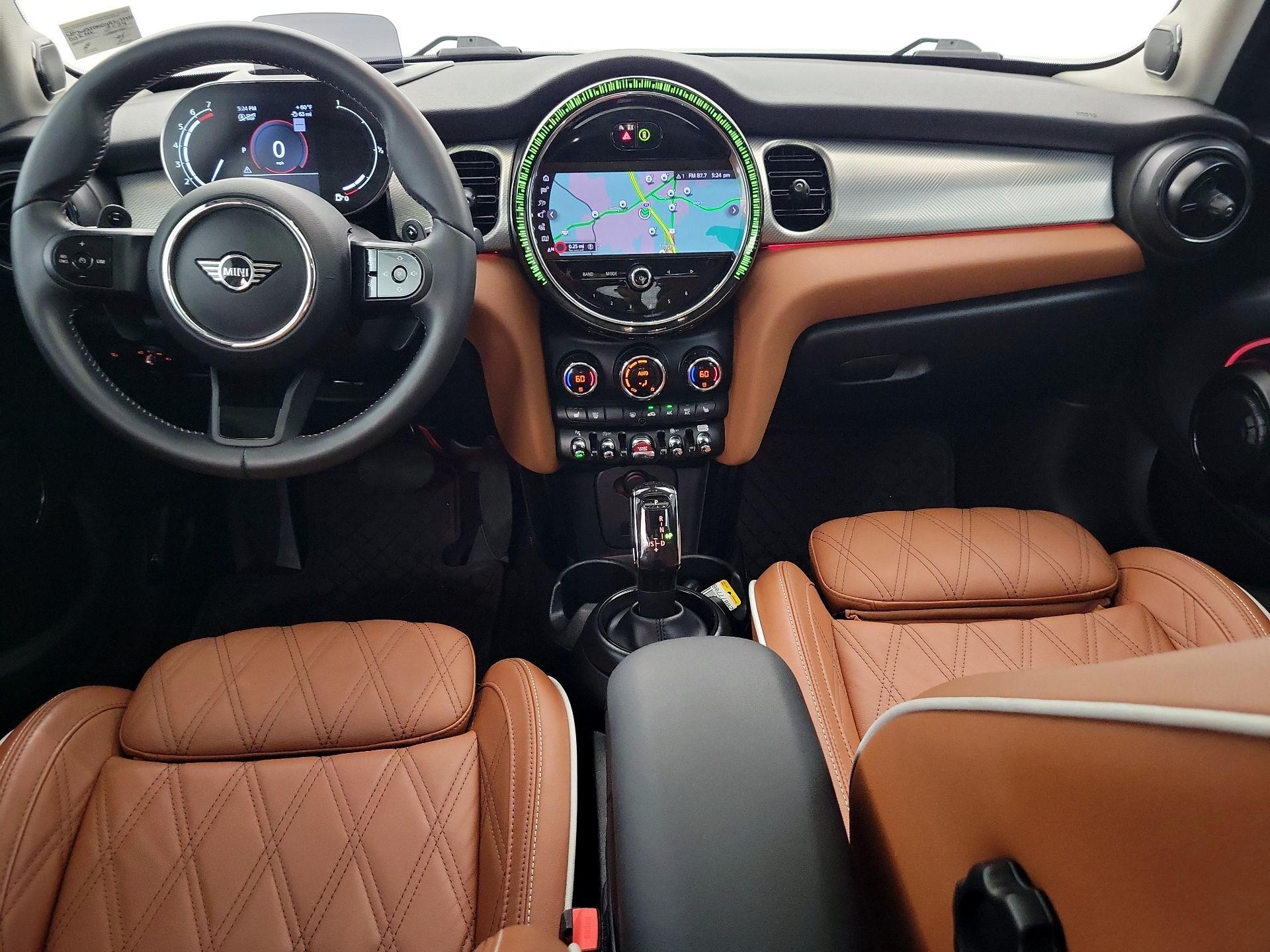 Thumbnail: 2024 MINI Cooper Hardtop - 9