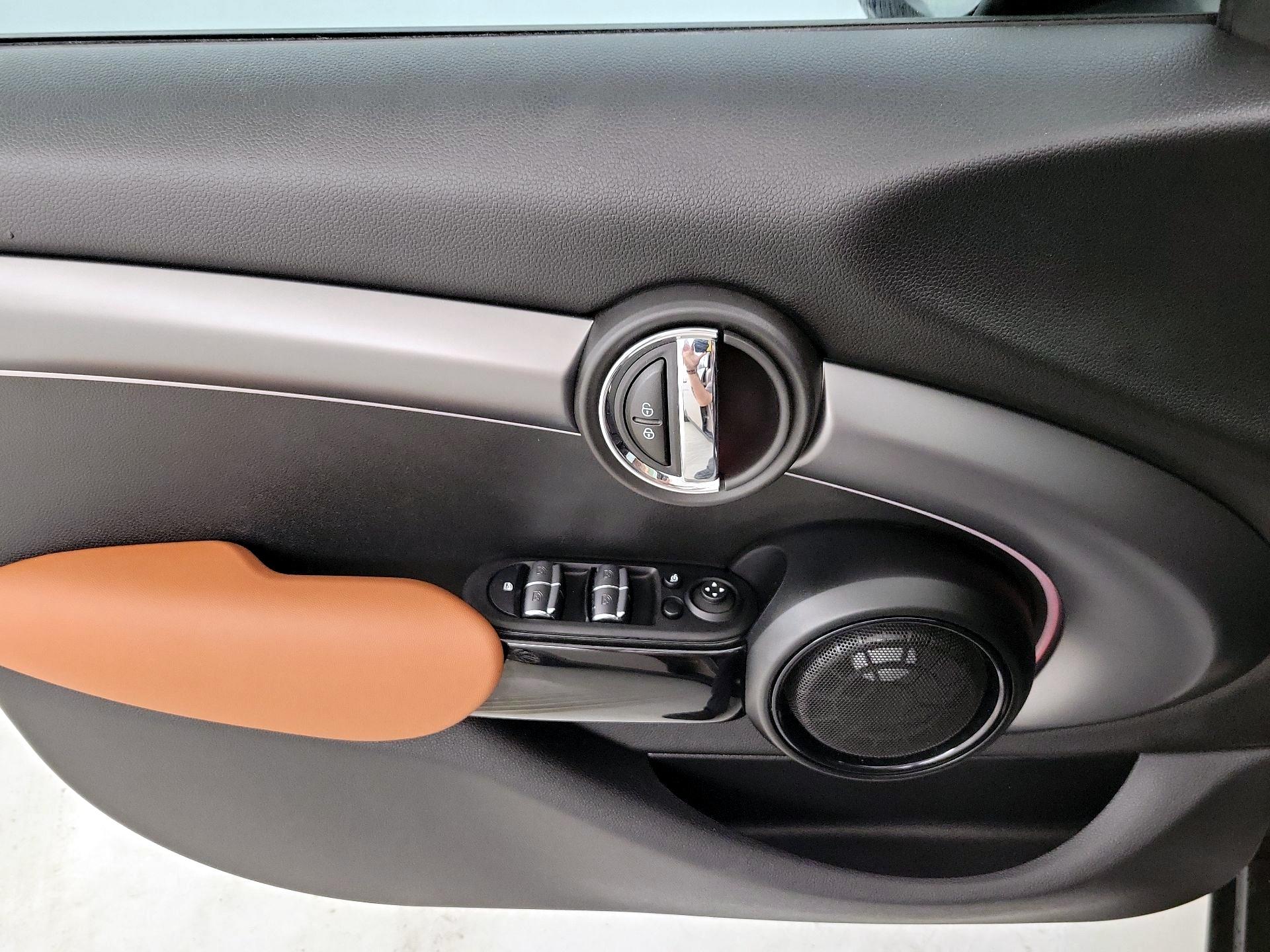 Thumbnail: 2024 MINI Cooper Hardtop - 12