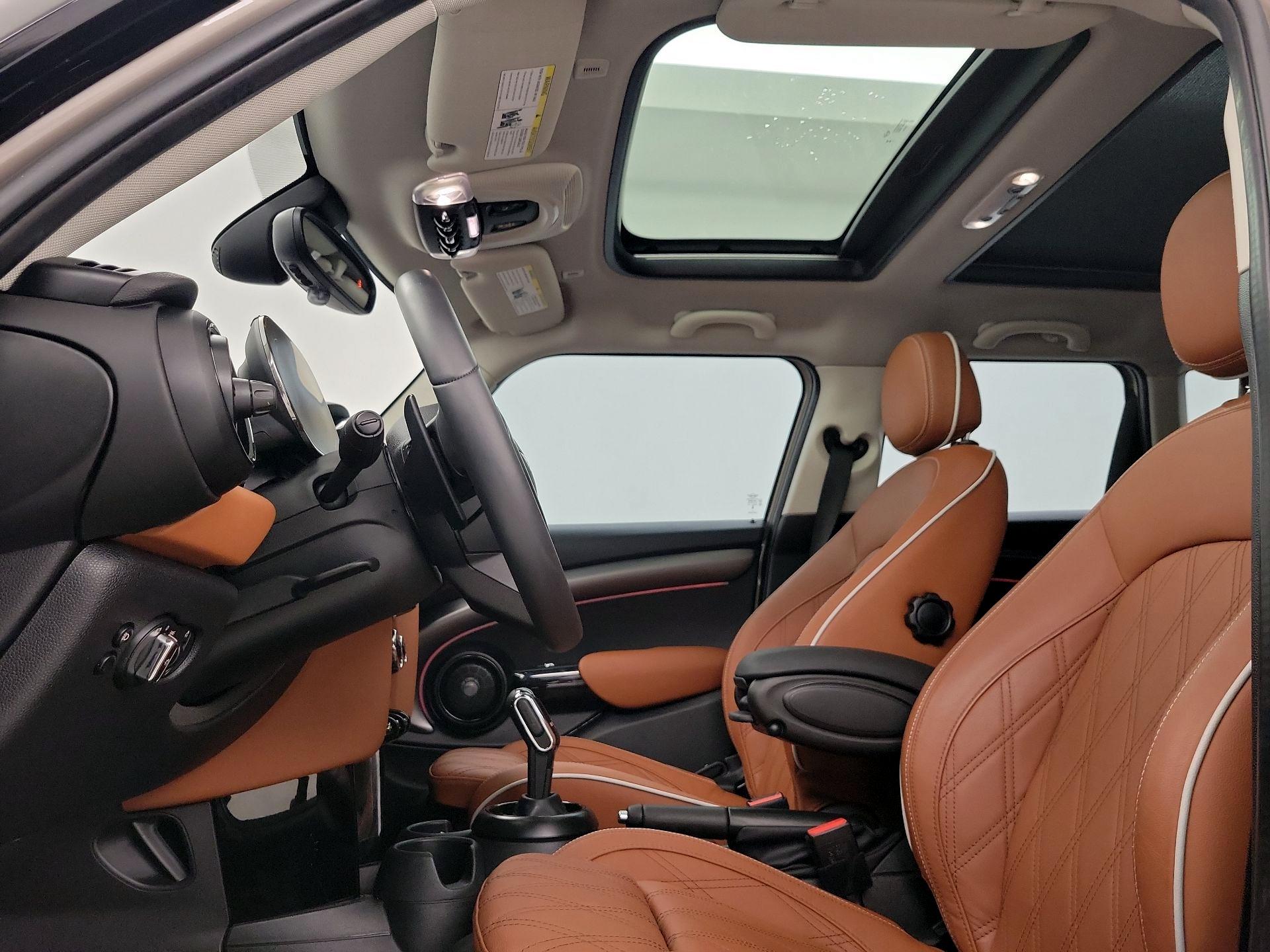 Thumbnail: 2024 MINI Cooper Hardtop - 20
