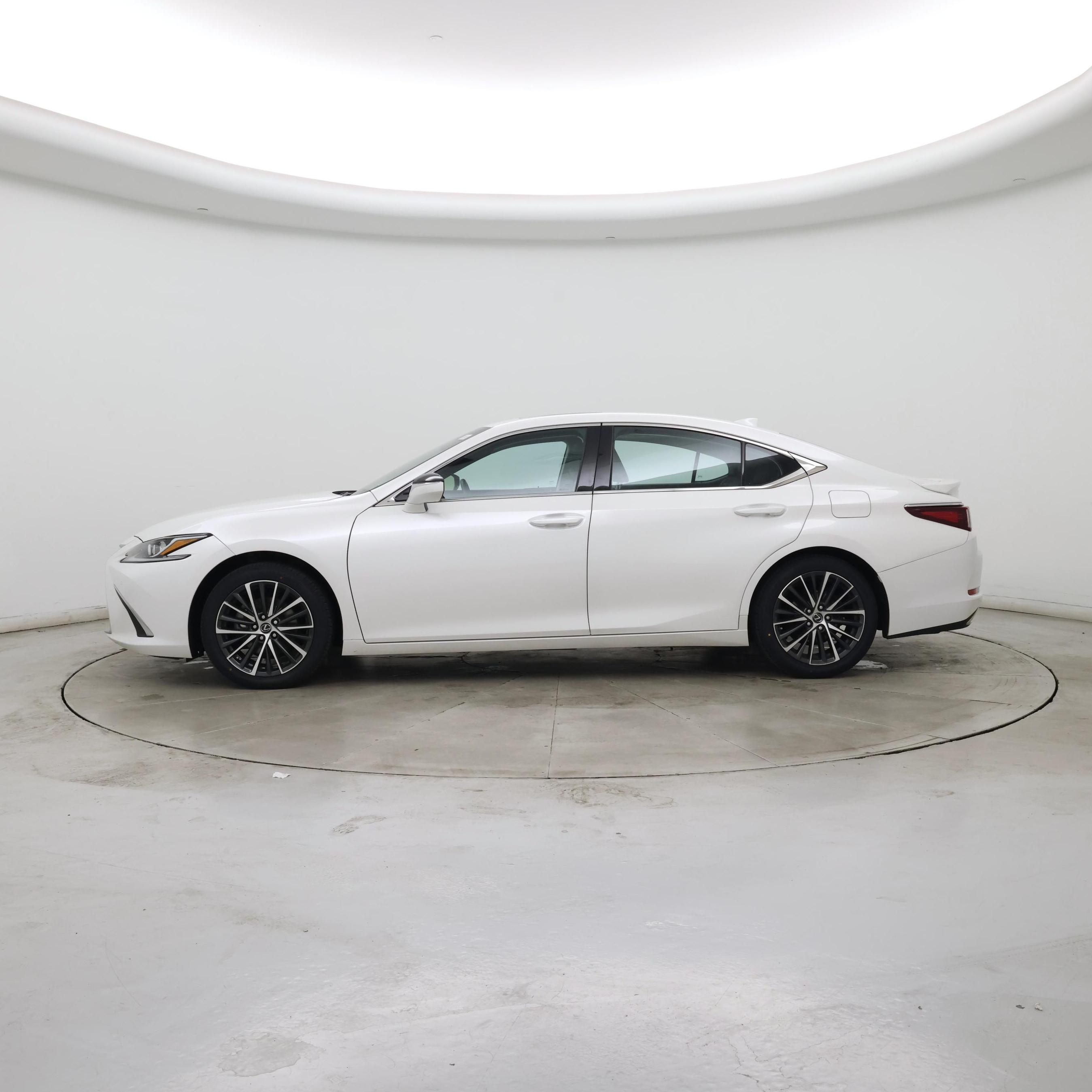 Thumbnail: 2024 Lexus ES - 3