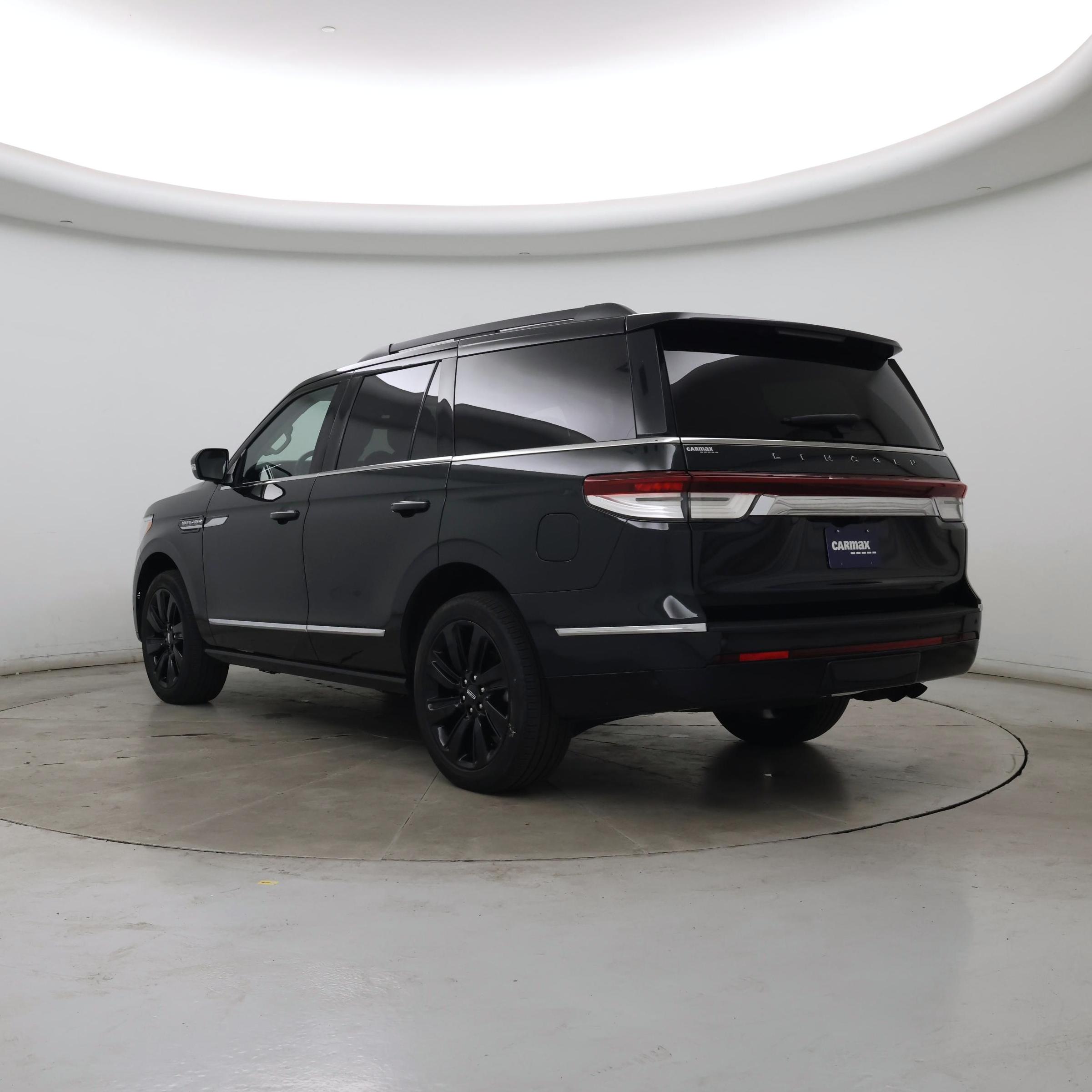 Thumbnail: 2023 Lincoln Navigator - 2