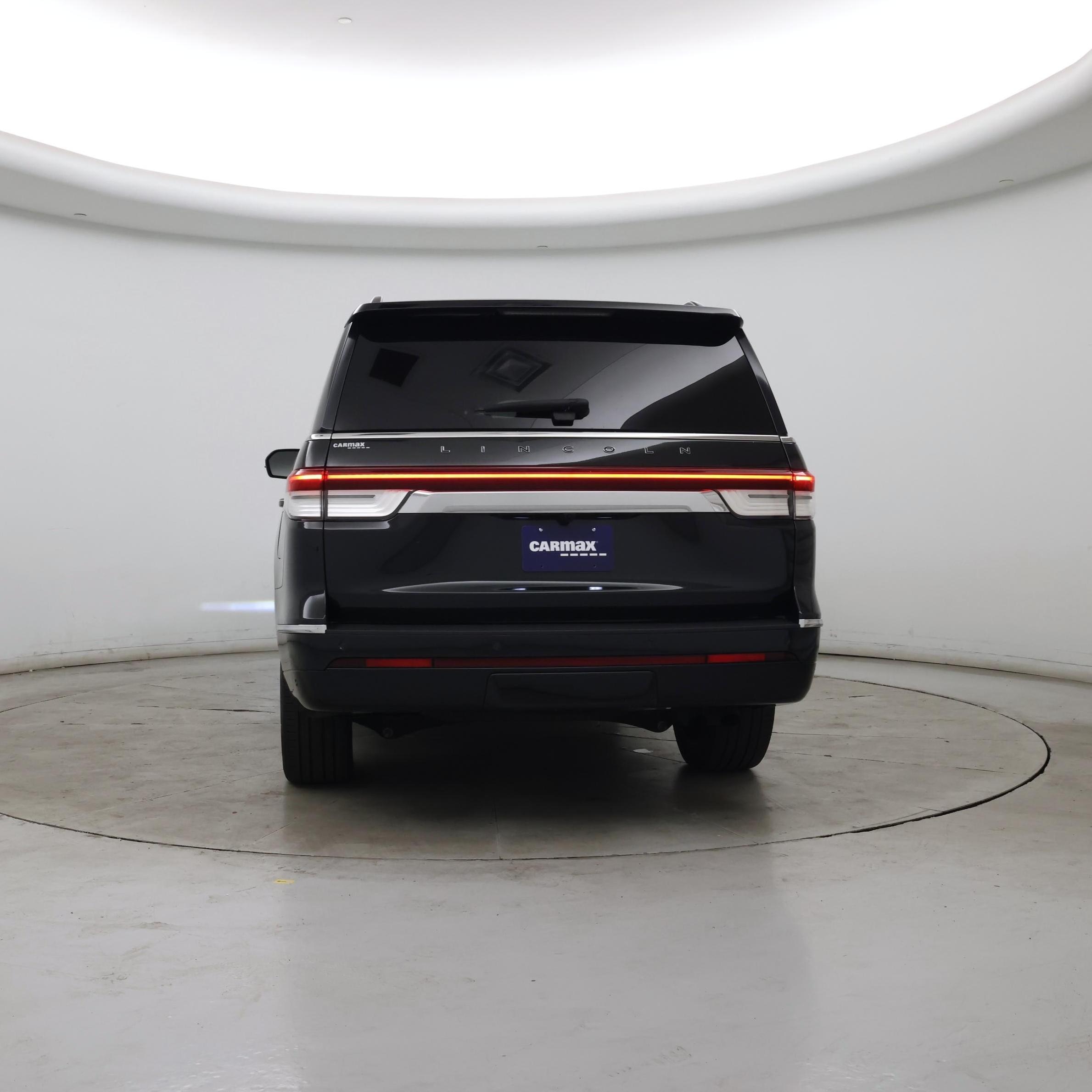 Thumbnail: 2023 Lincoln Navigator - 6