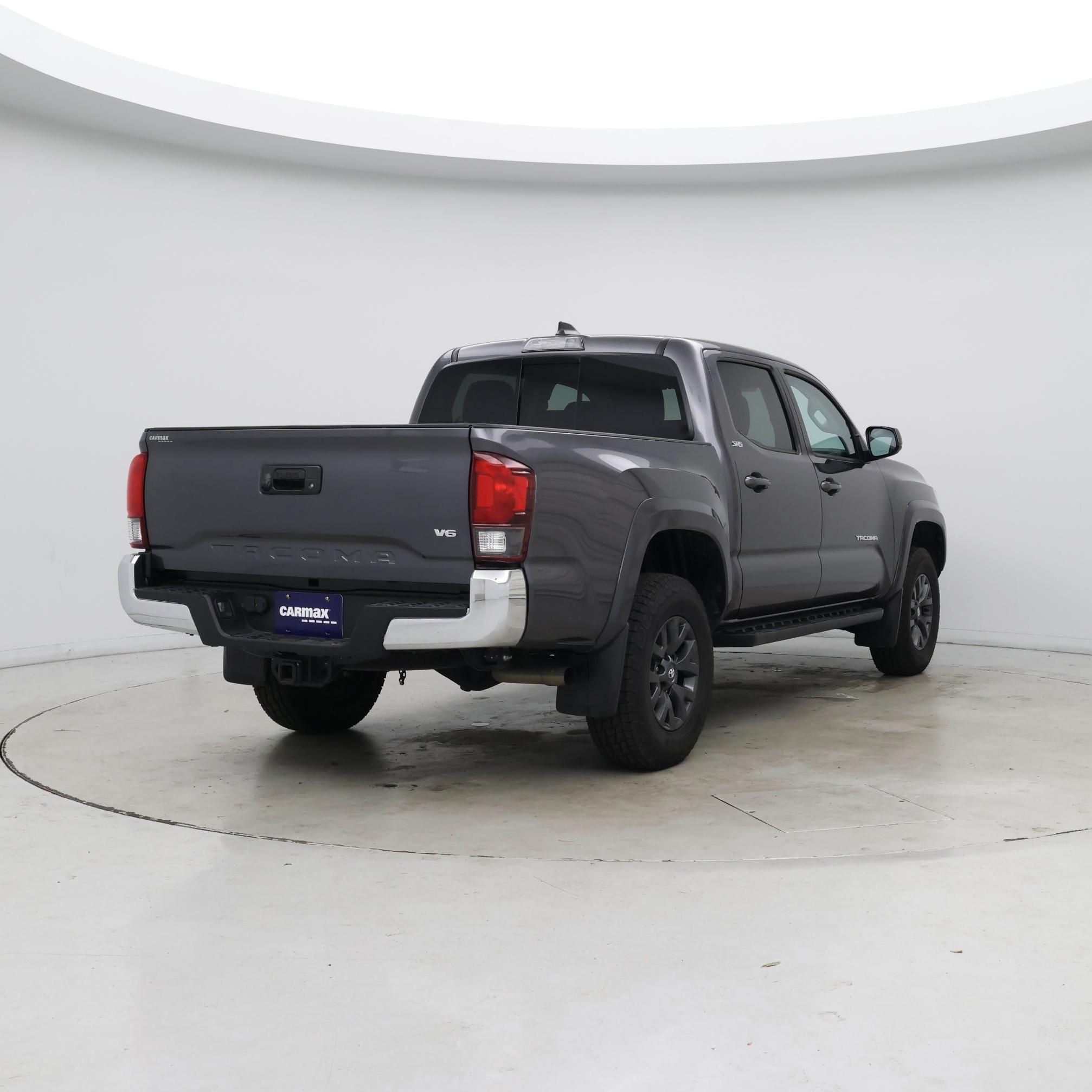 Thumbnail: 2021 Toyota Tacoma - 8