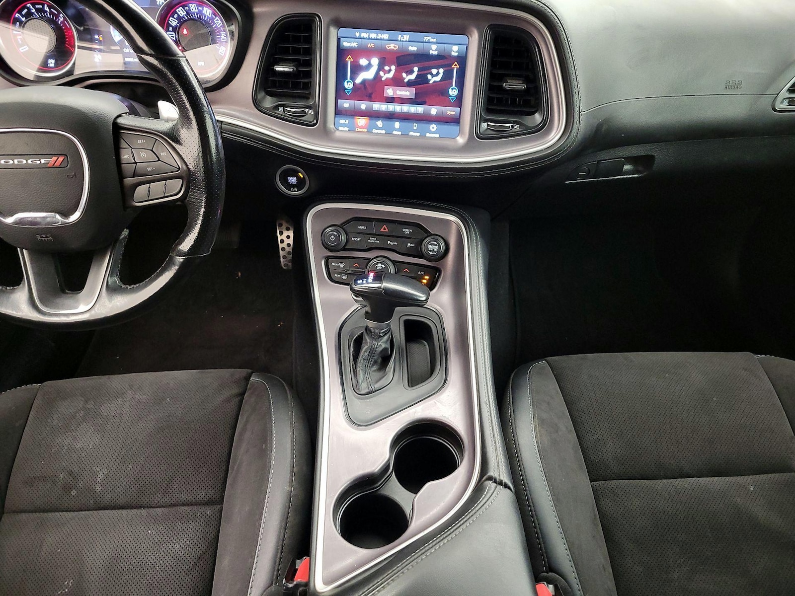 2022 Dodge Challenger R/T - Photo 18