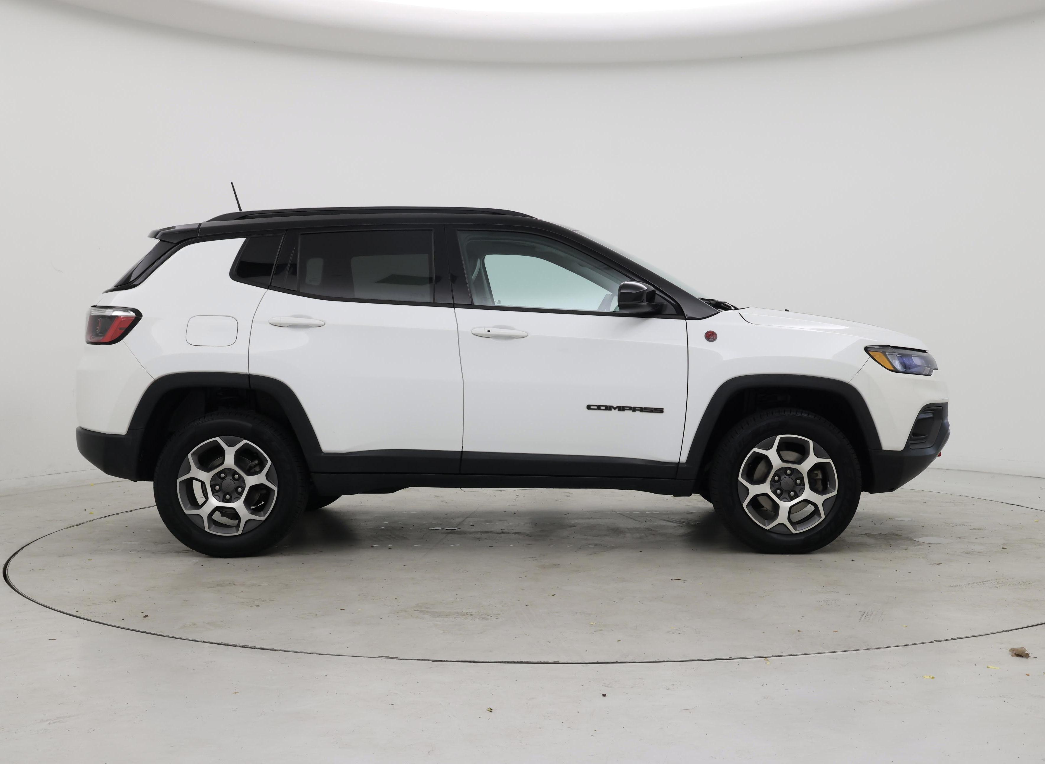 Thumbnail: 2022 Jeep Compass - 7