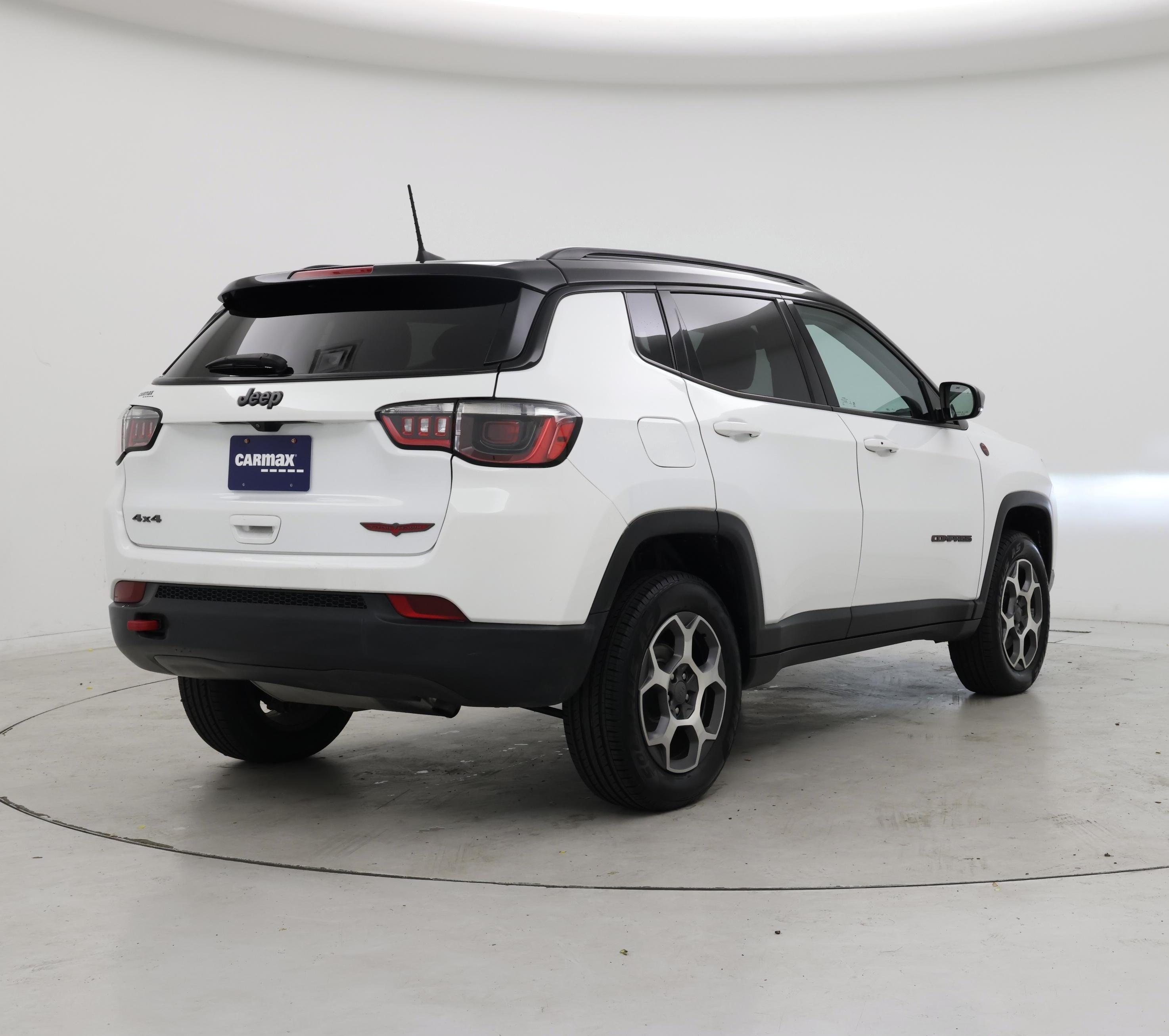 Thumbnail: 2022 Jeep Compass - 8