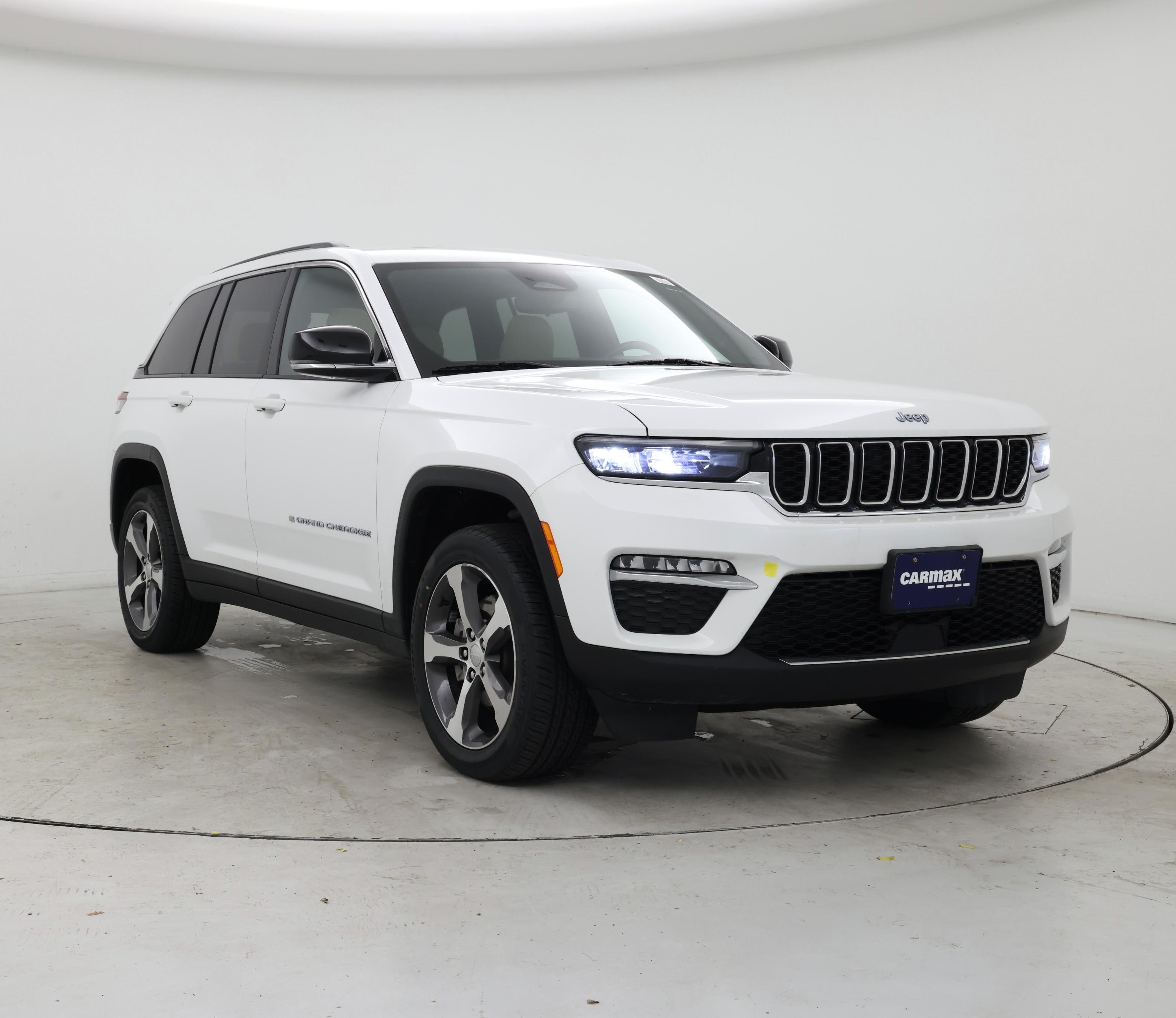 White 2023 Jeep Grand Cherokee 4xe SUV / Crossover  Automatic
