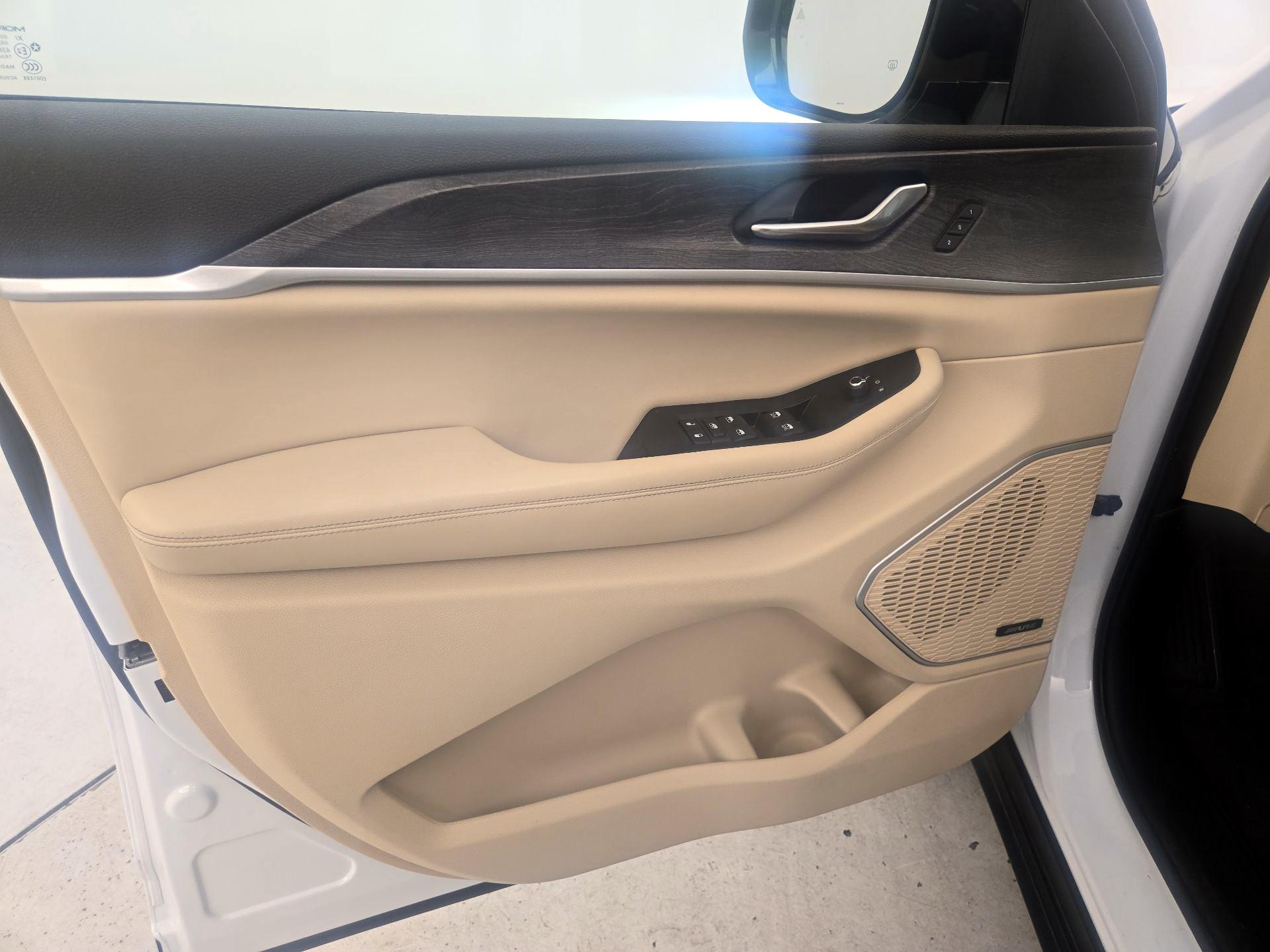 Thumbnail: 2023 Jeep Grand Cherokee - 12