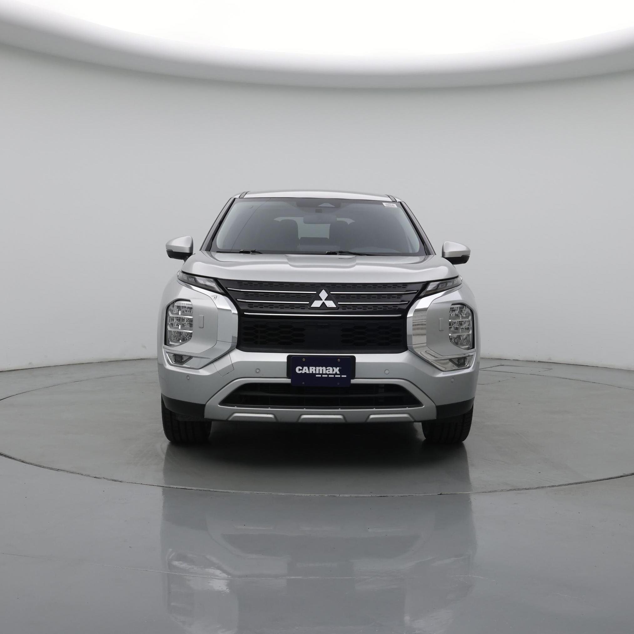 Thumbnail: 2024 Mitsubishi Outlander - 5
