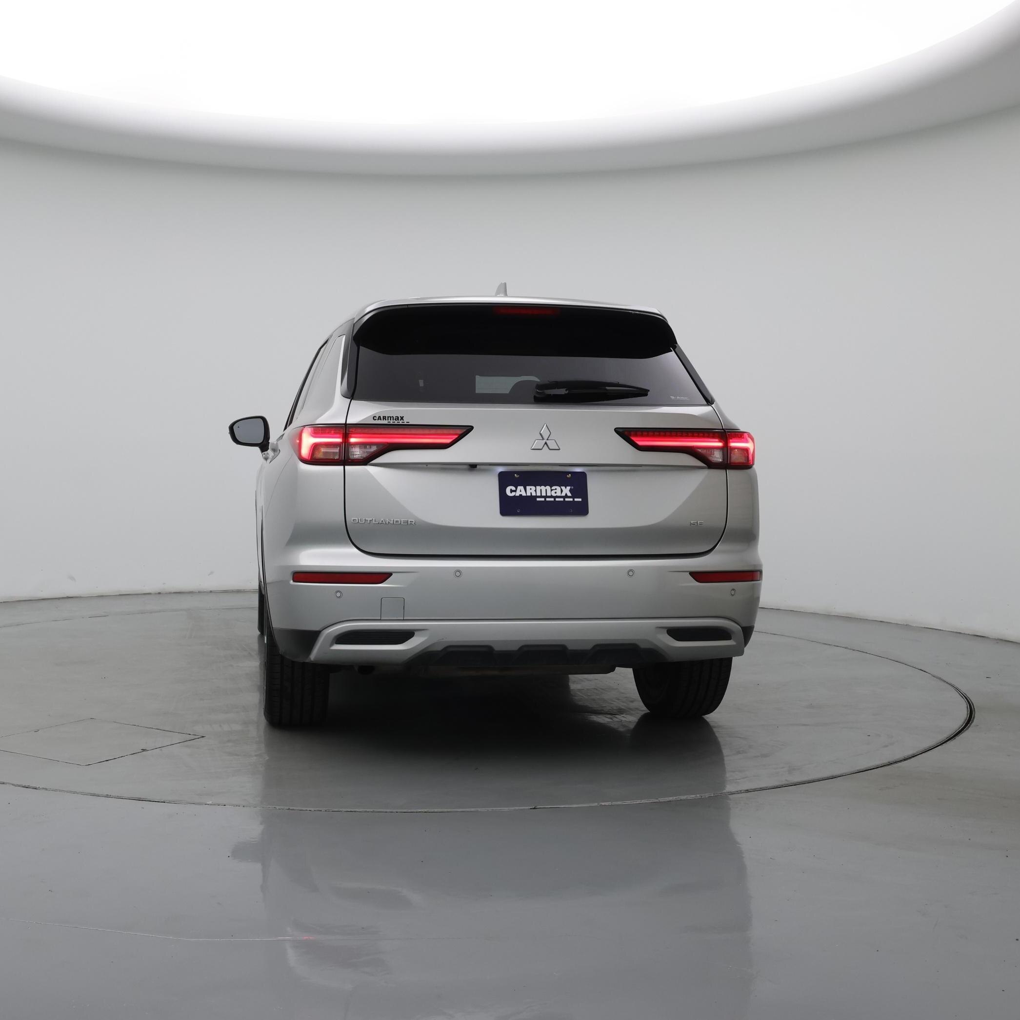 Thumbnail: 2024 Mitsubishi Outlander - 6