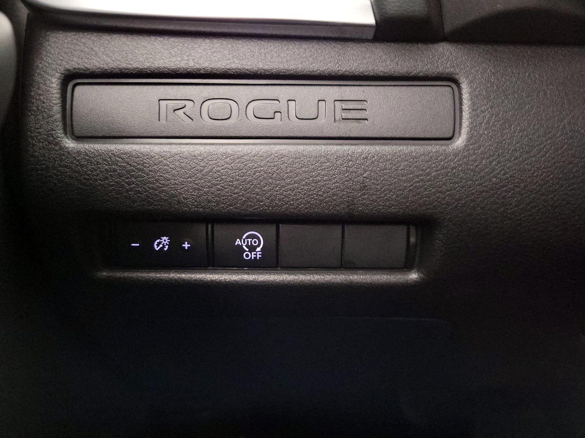 Thumbnail: 2023 Nissan Rogue - 13