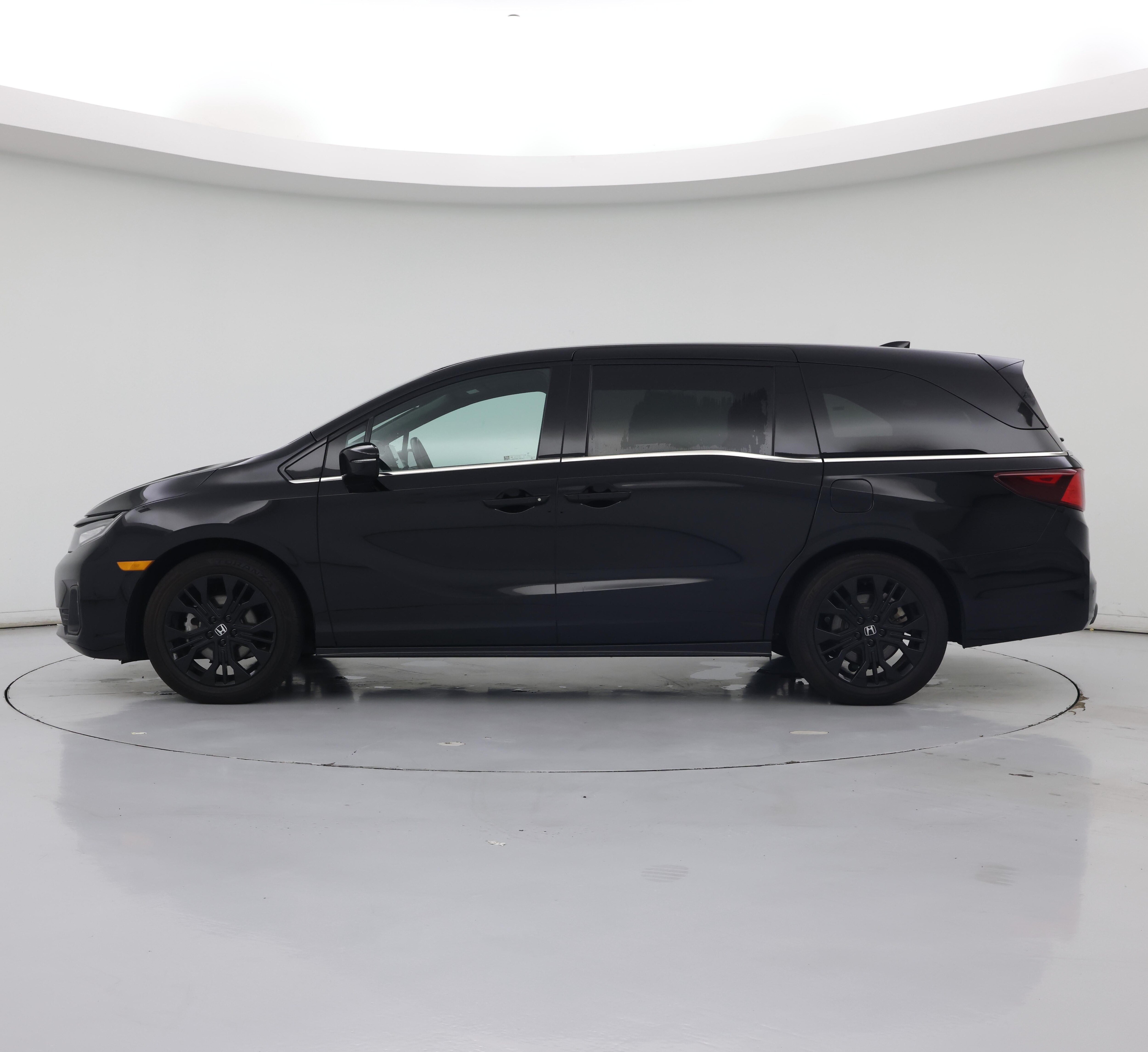 Thumbnail: 2025 Honda Odyssey - 3