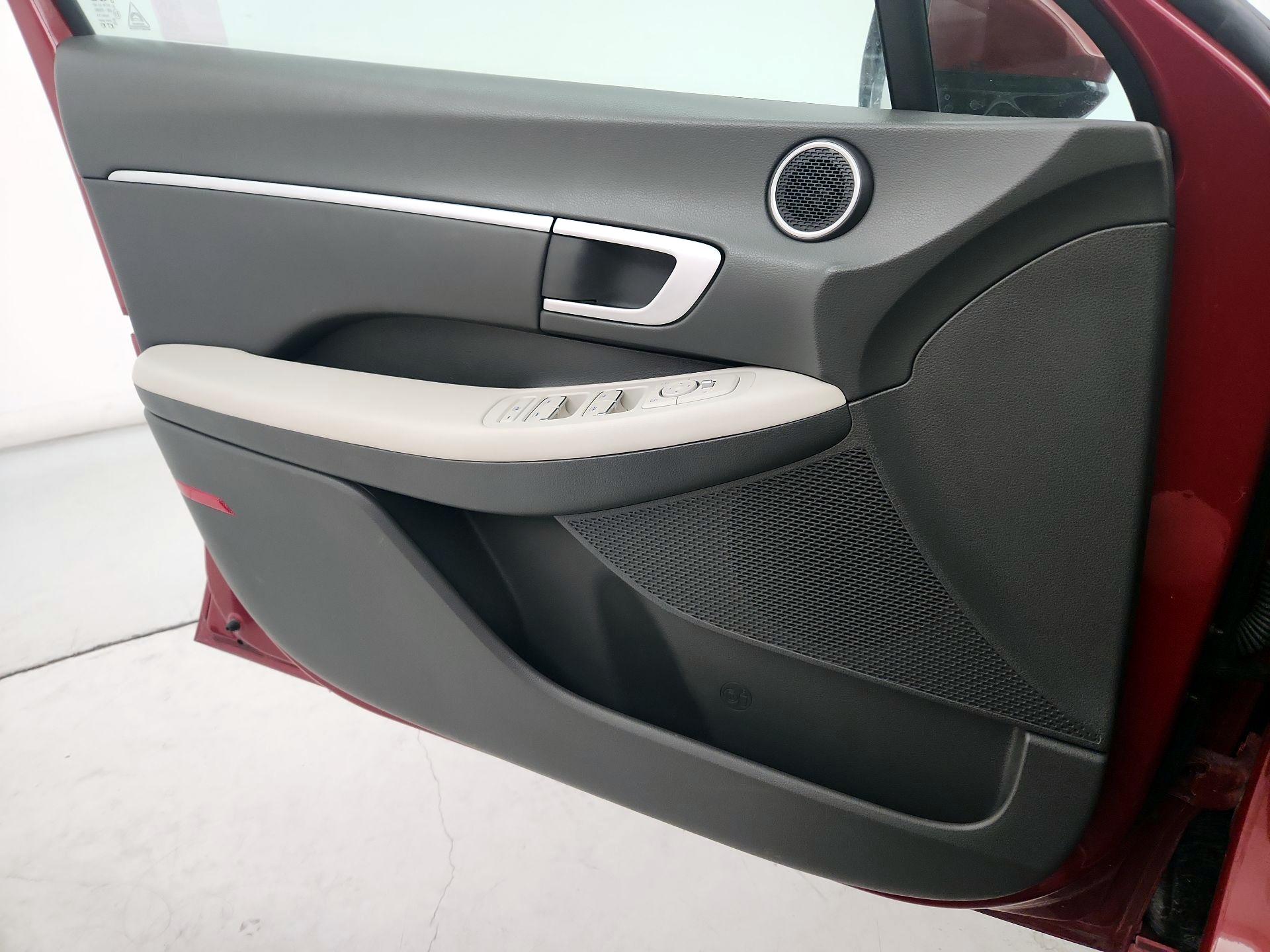 Thumbnail: 2025 Hyundai Sonata - 12