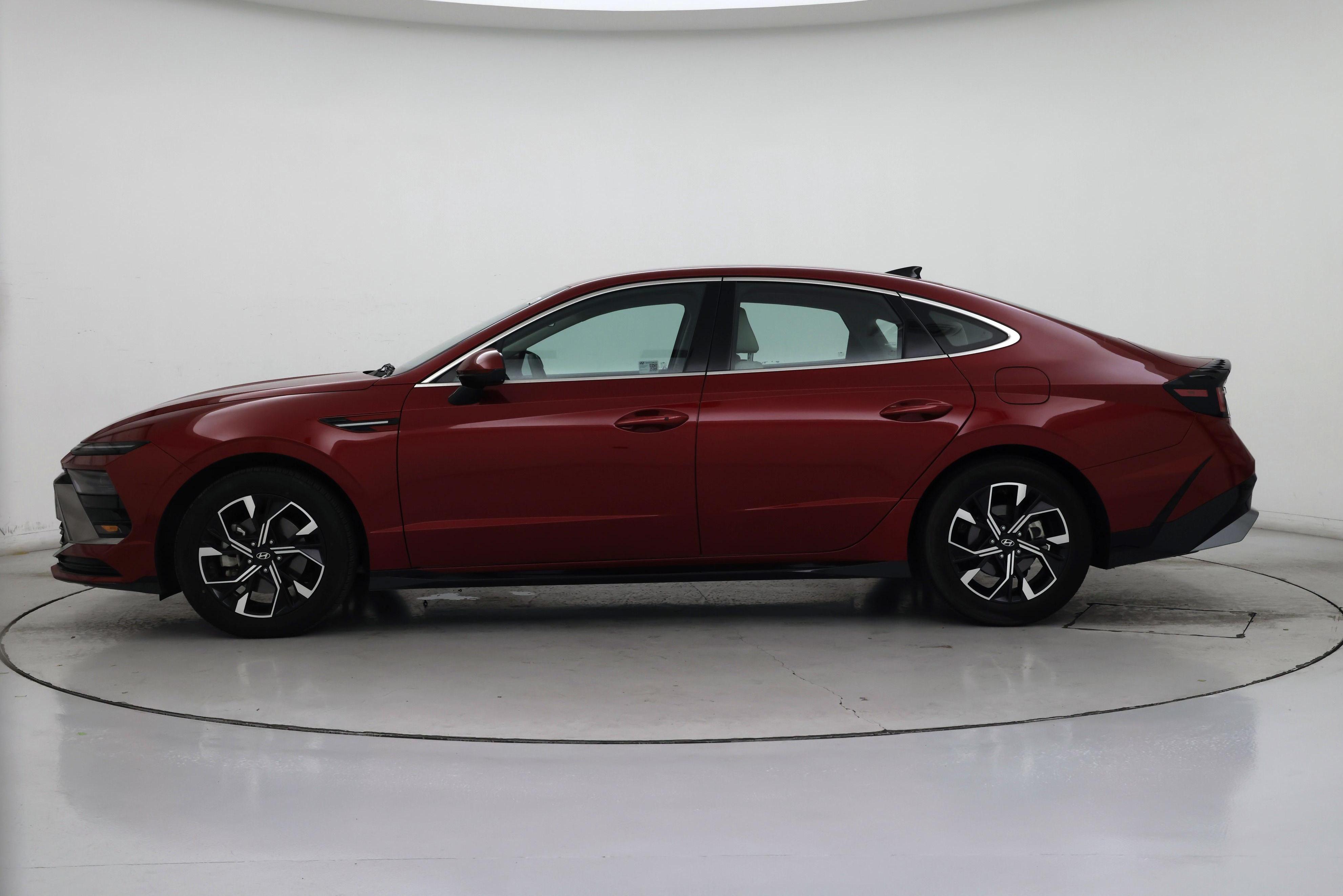 Thumbnail: 2025 Hyundai Sonata - 3