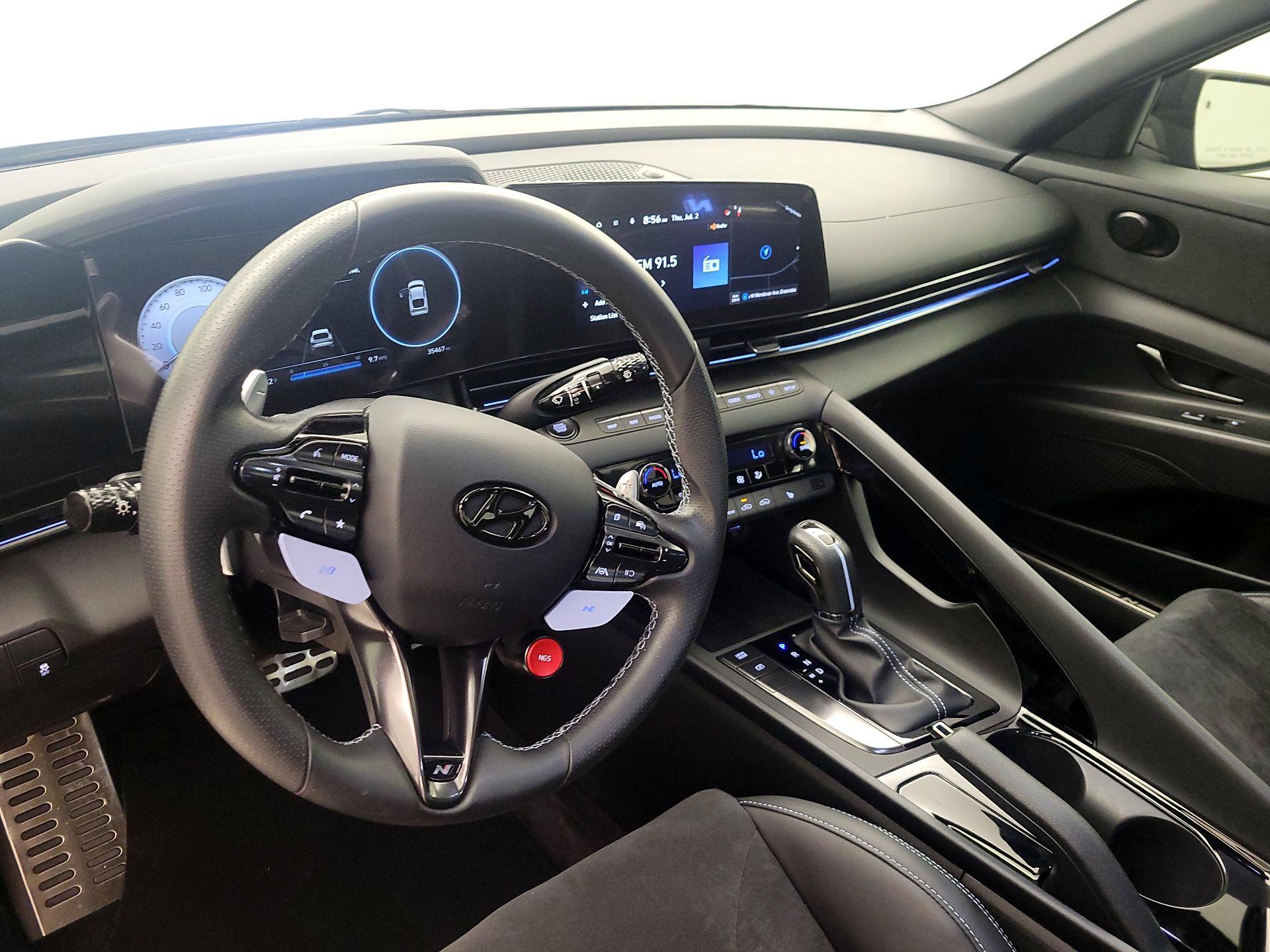 Thumbnail: 2022 Hyundai Elantra - 9