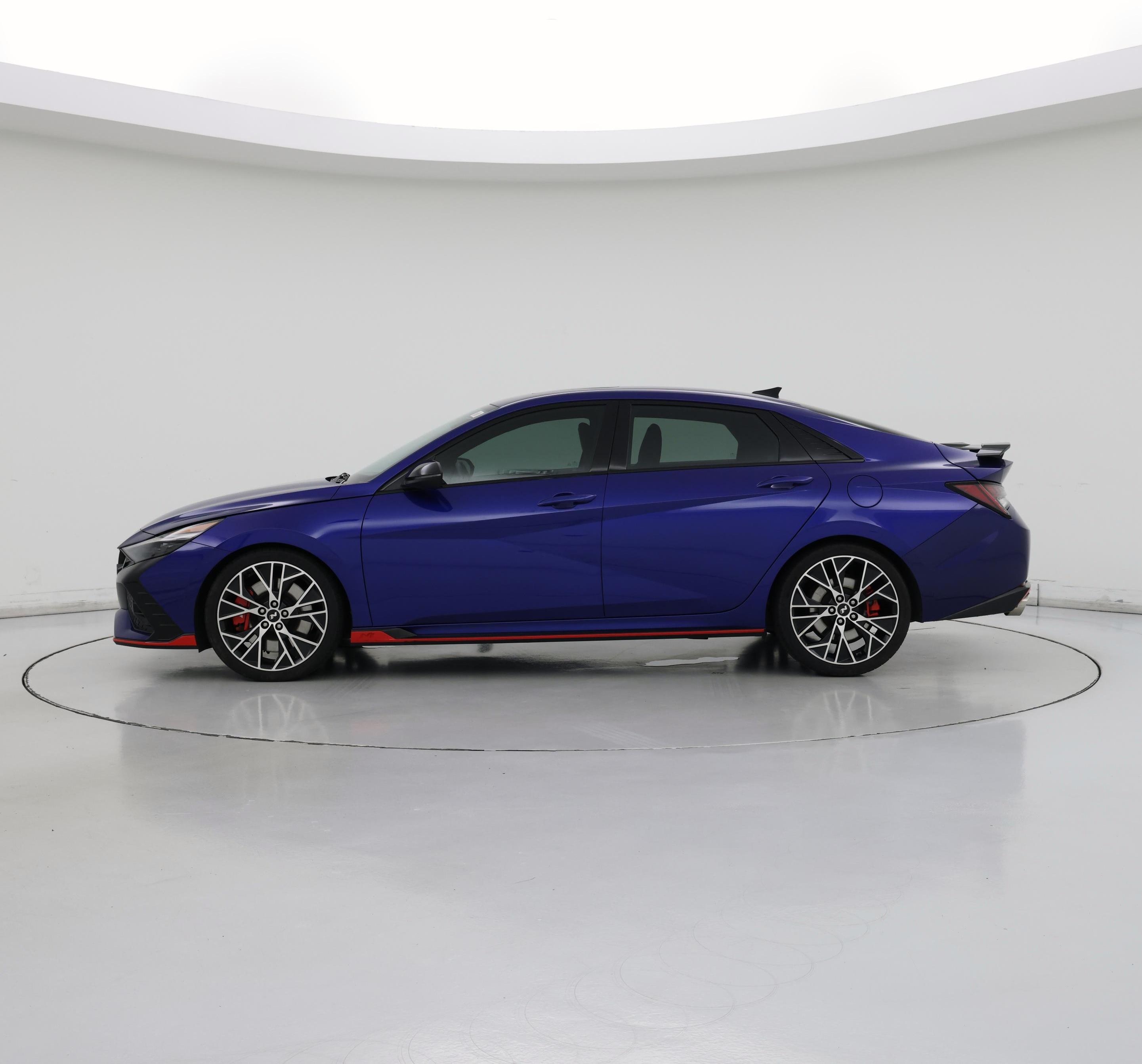 Thumbnail: 2022 Hyundai Elantra - 3